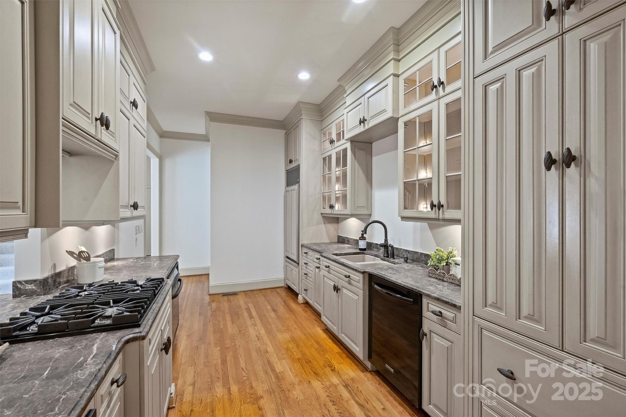 4020 Barclay Downs Drive