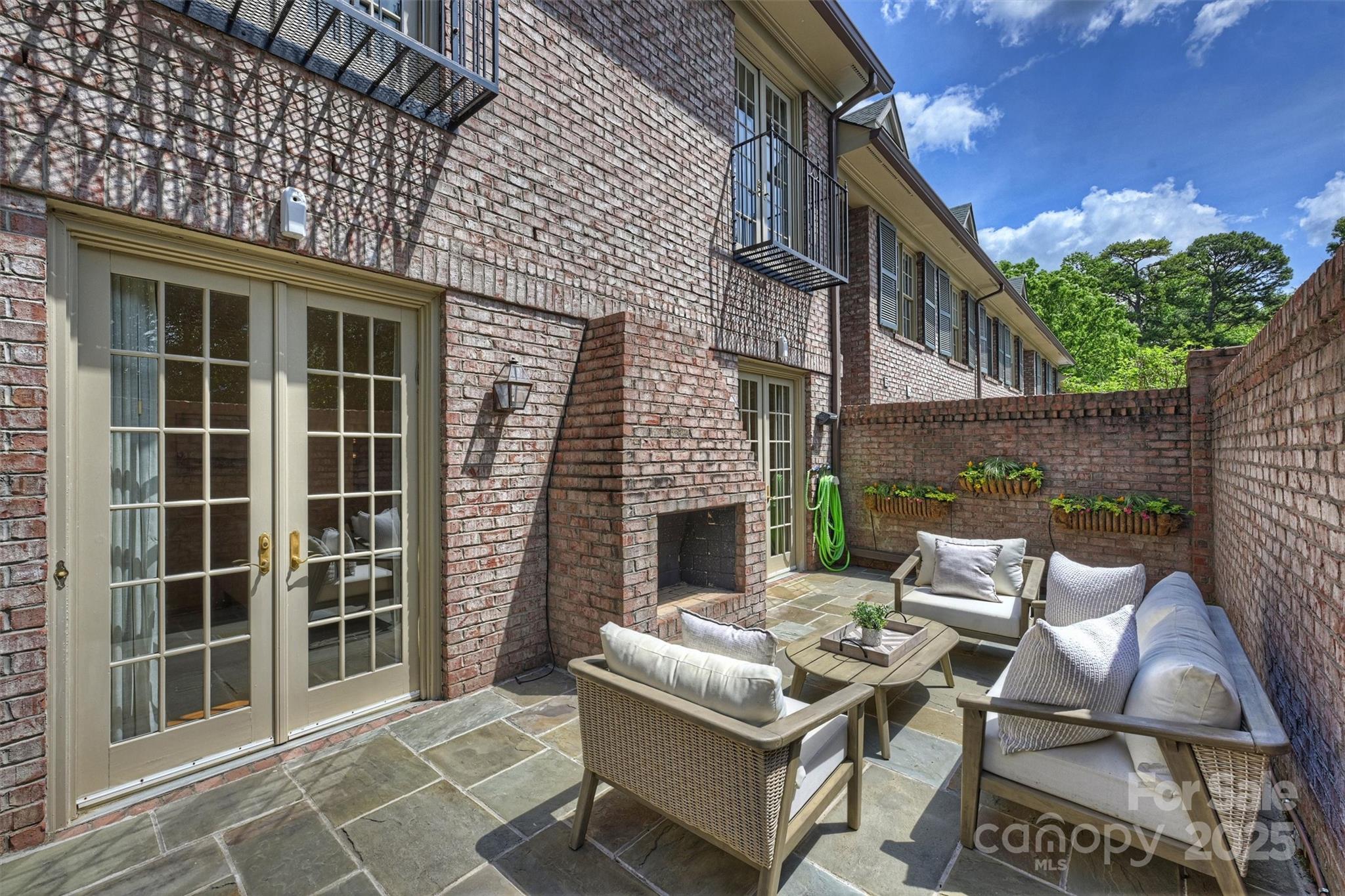 4020 Barclay Downs Drive