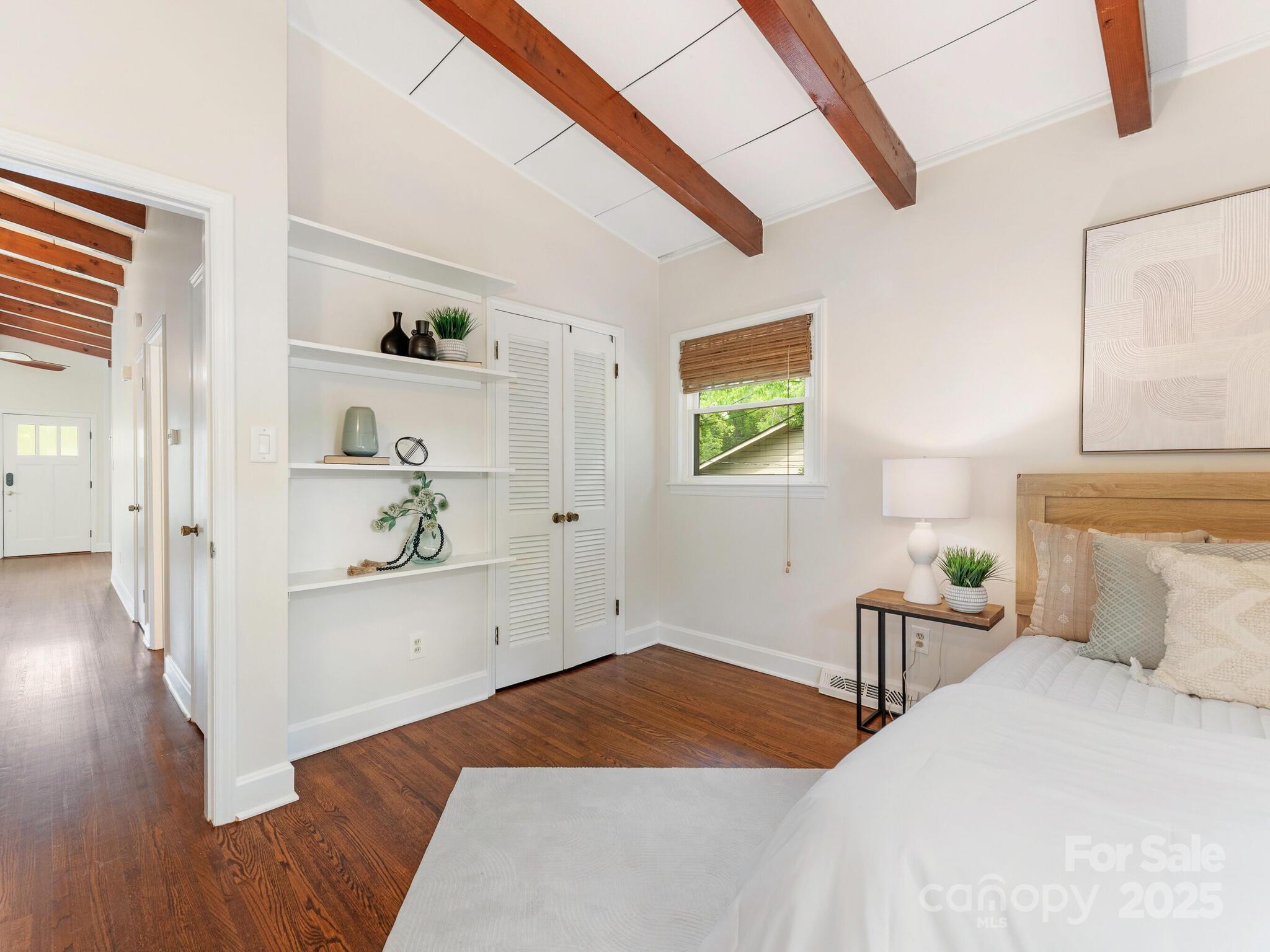 1438 Larkfield Lane