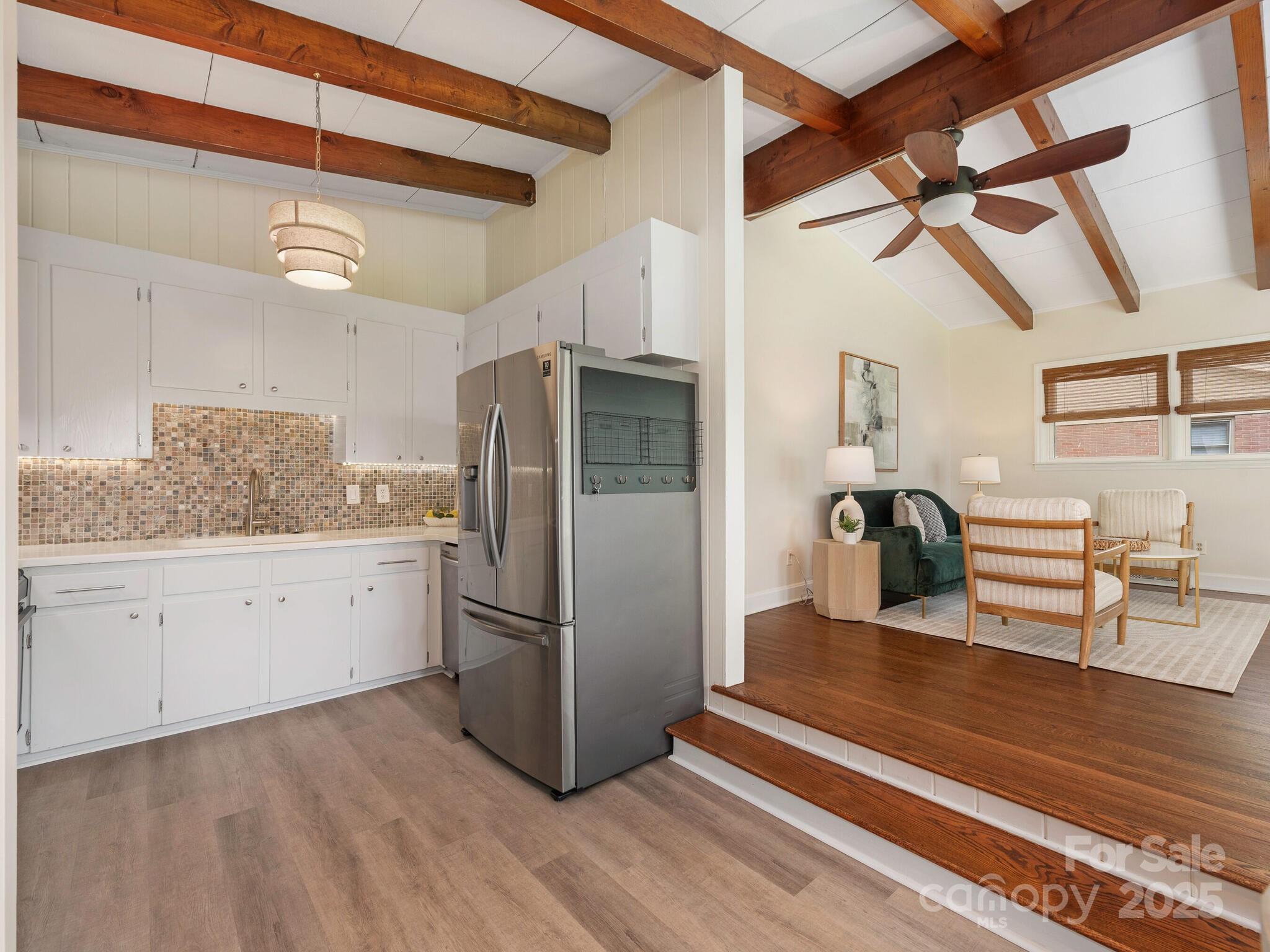 1438 Larkfield Lane