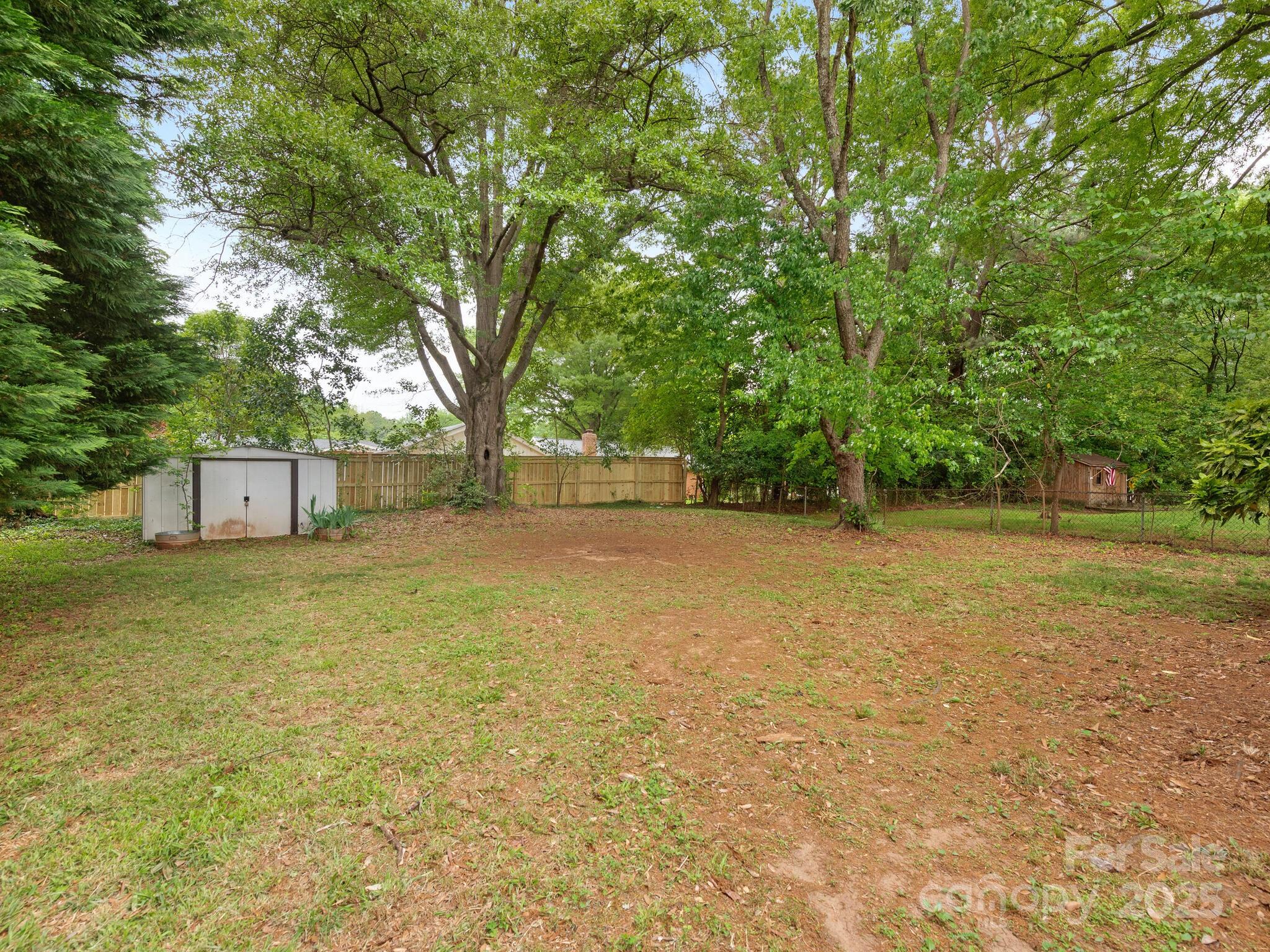 1438 Larkfield Lane