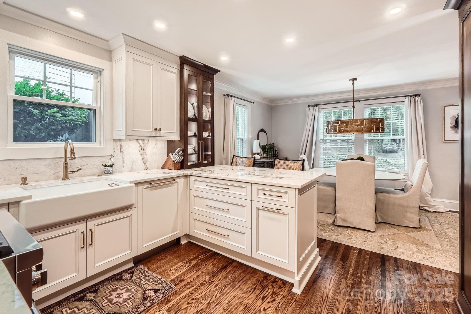 2246 Sharon Road