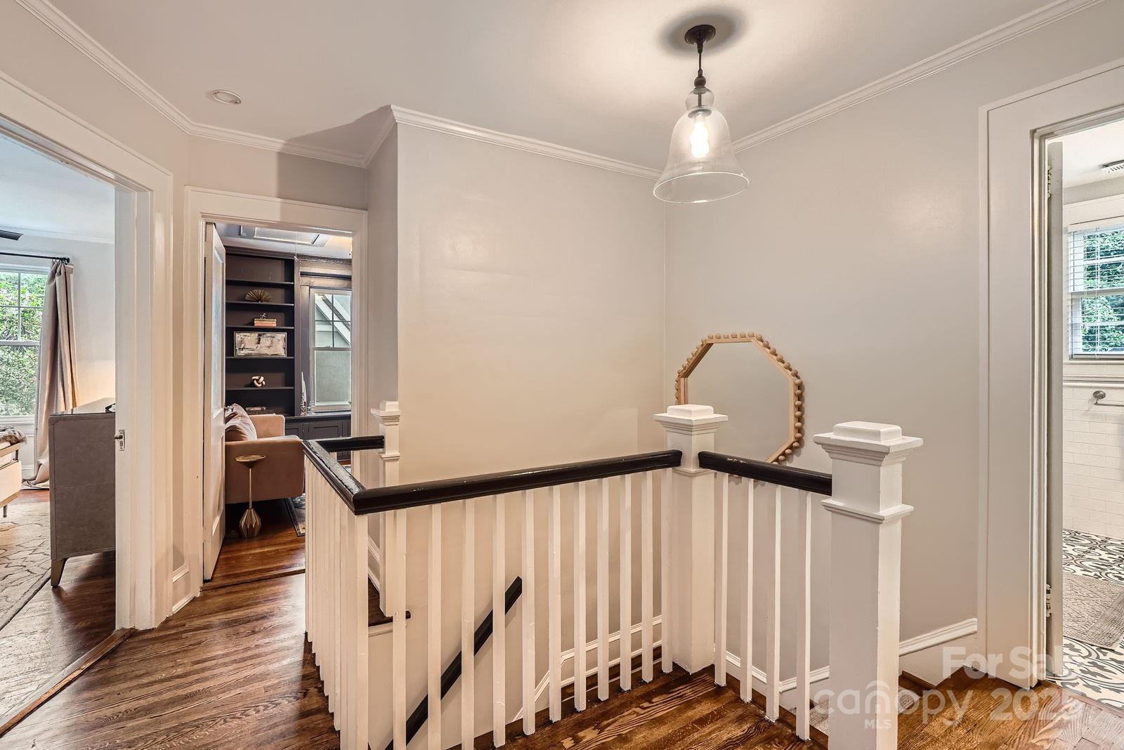 2246 Sharon Road