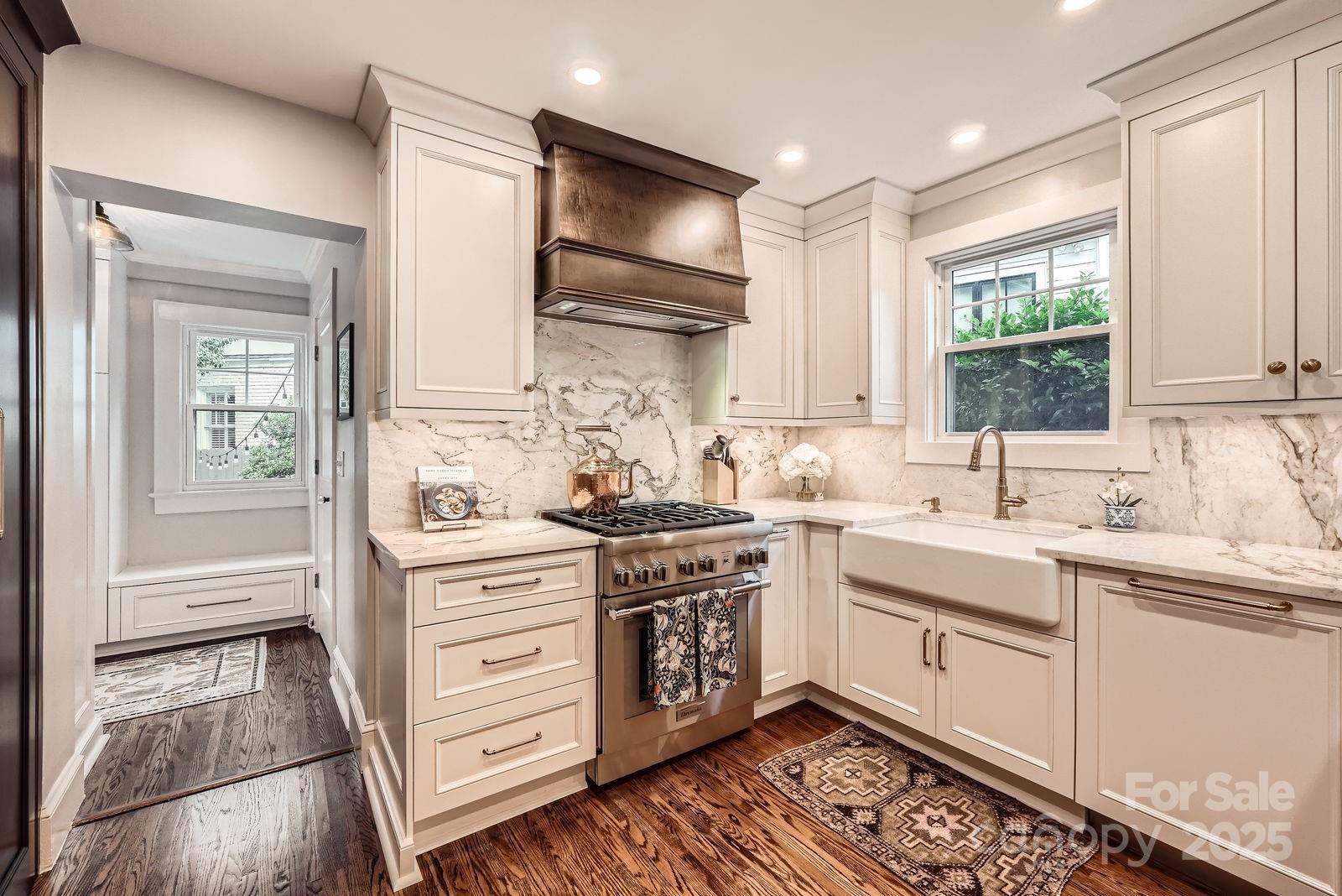 2246 Sharon Road