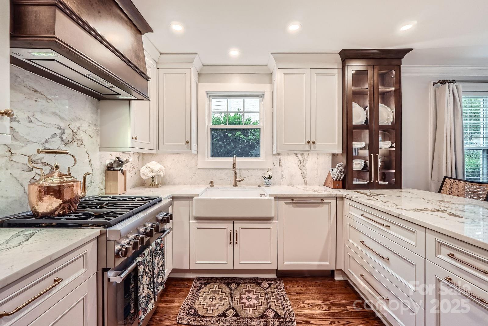 2246 Sharon Road