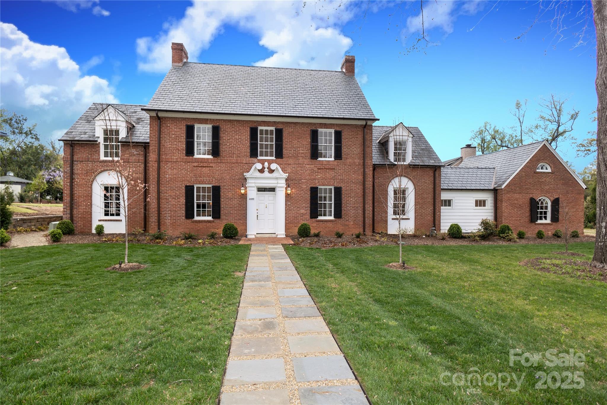 2400 Mecklenburg Ave