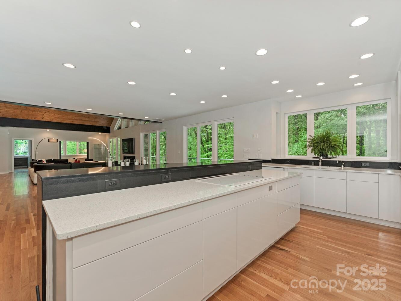 3385 Rainbow Drive Unit: 7A