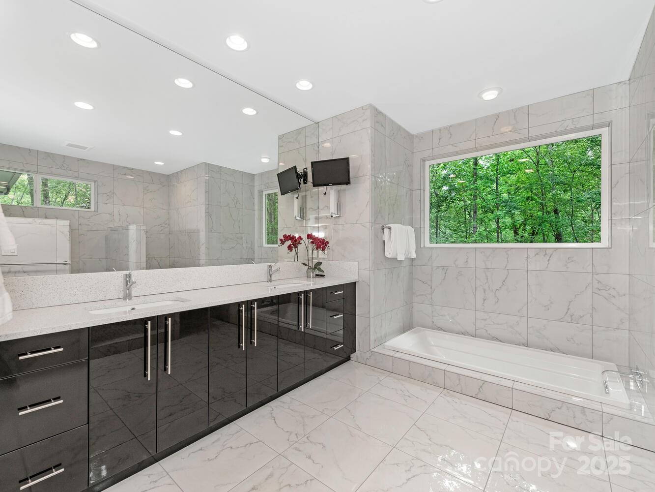 3385 Rainbow Drive Unit: 7A