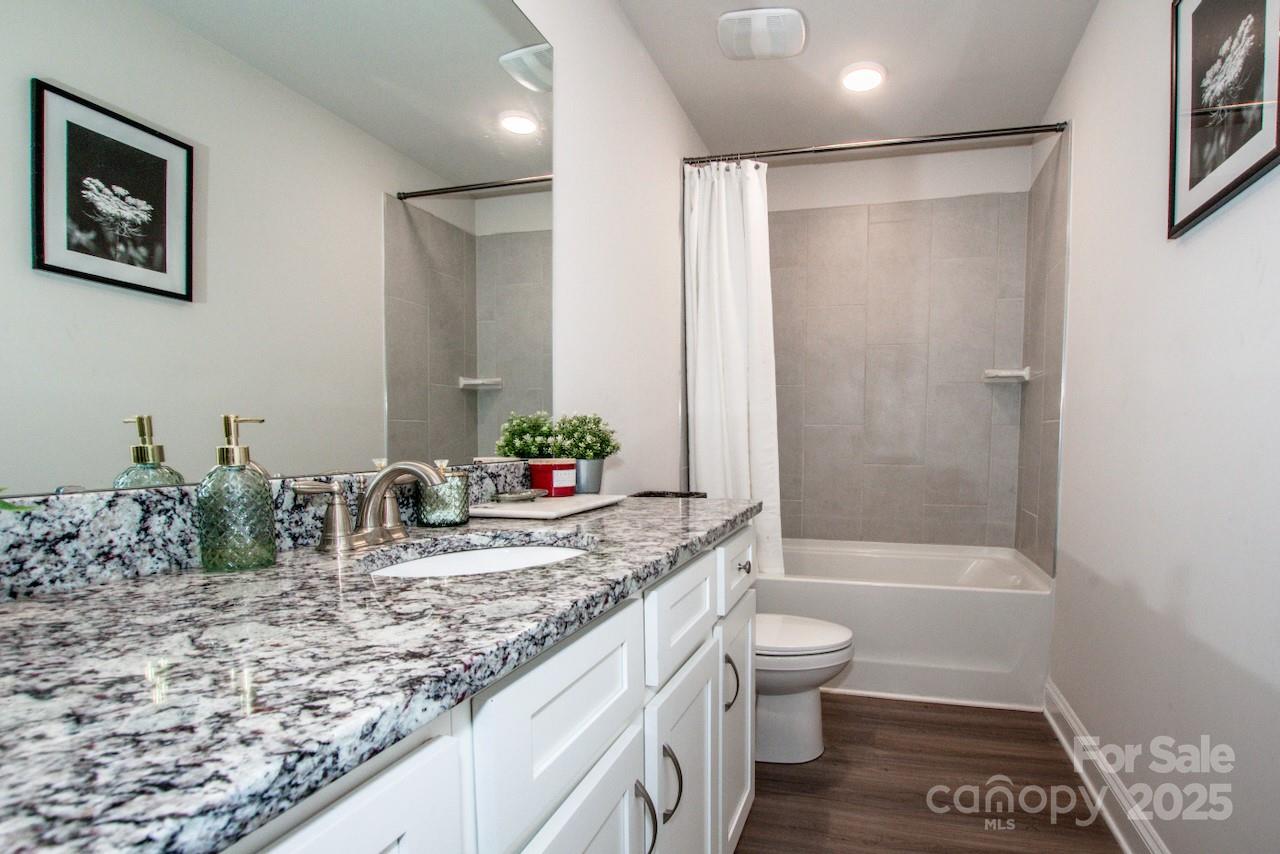 112 Tanner Loop