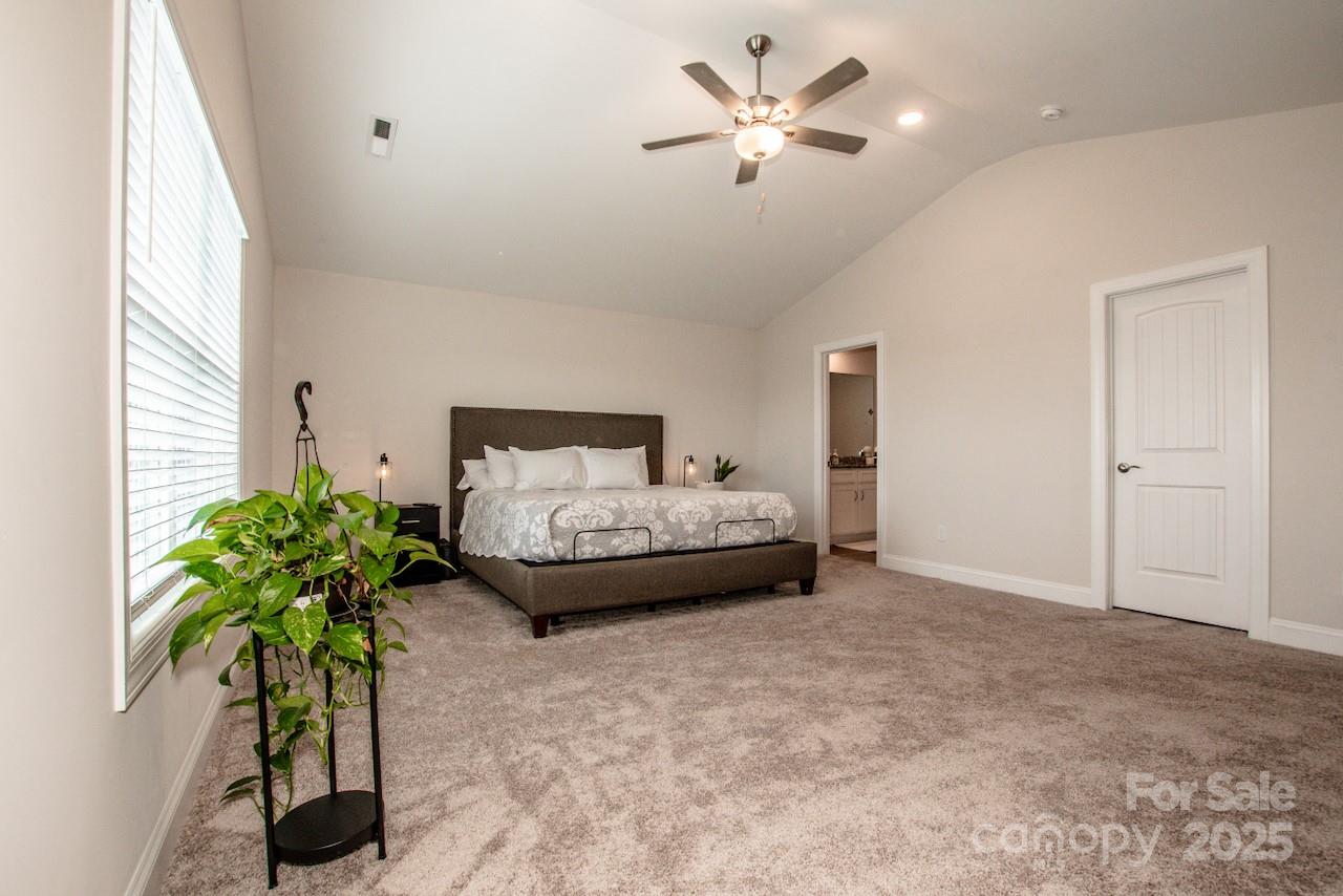 112 Tanner Loop