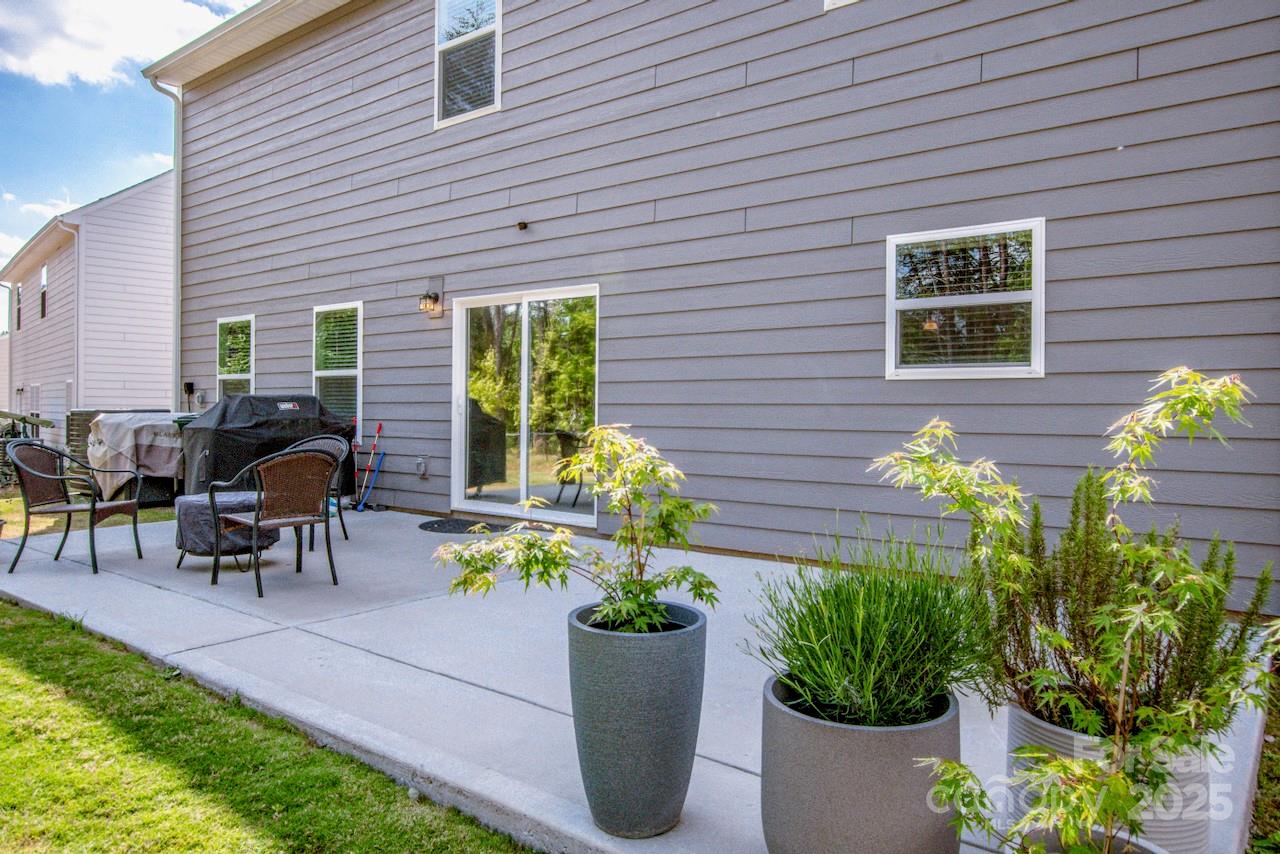 112 Tanner Loop