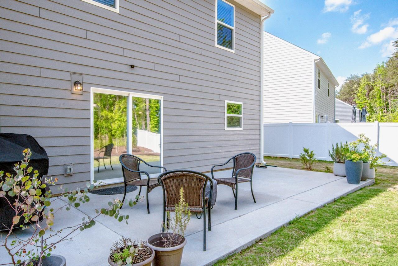 112 Tanner Loop