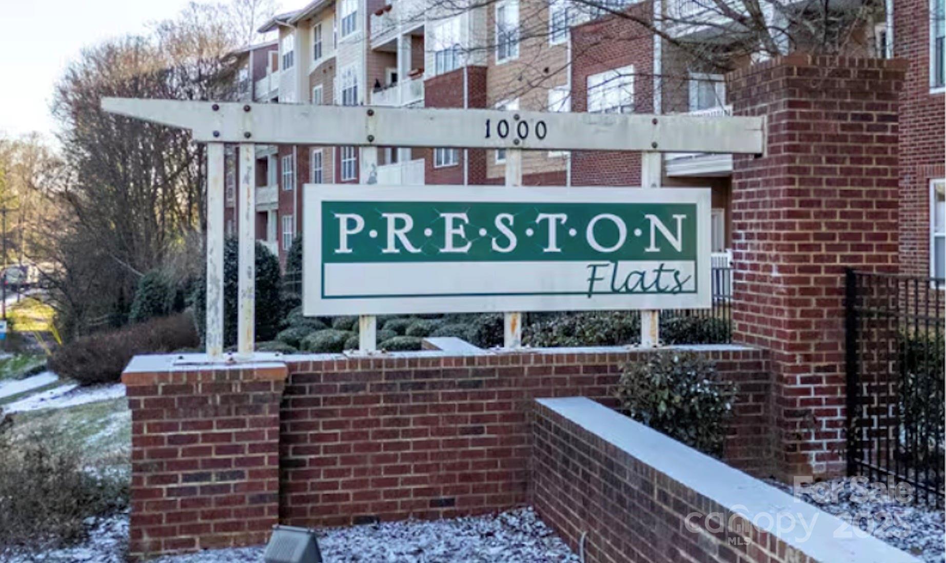 1000 E Woodlawn Road Unit: 402