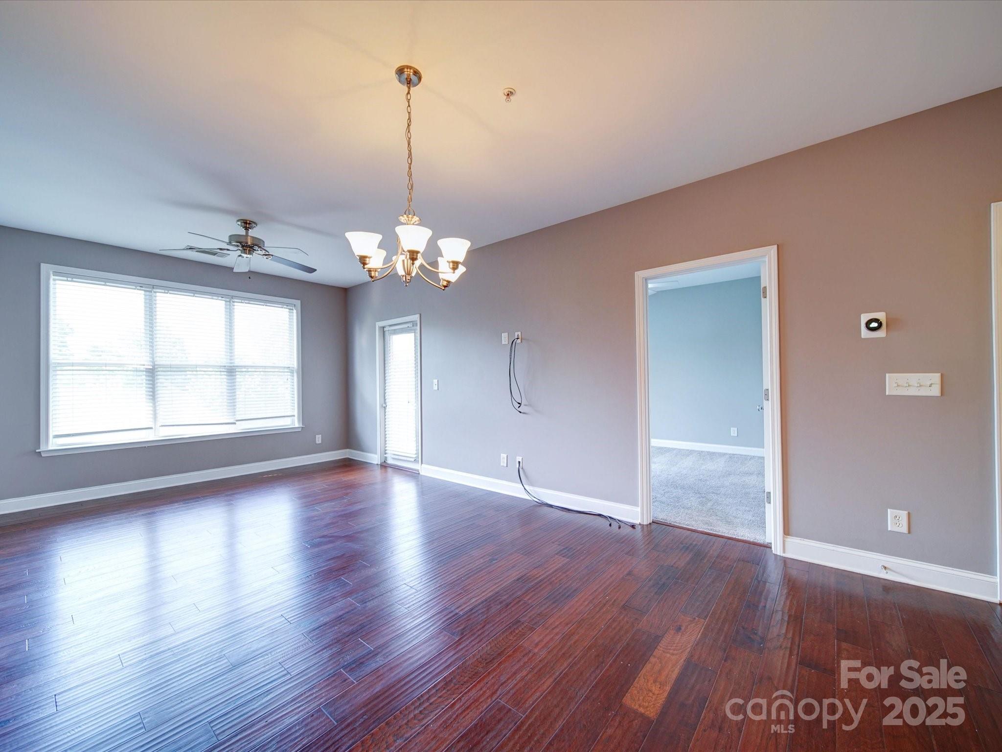 1000 E Woodlawn Road Unit: 402