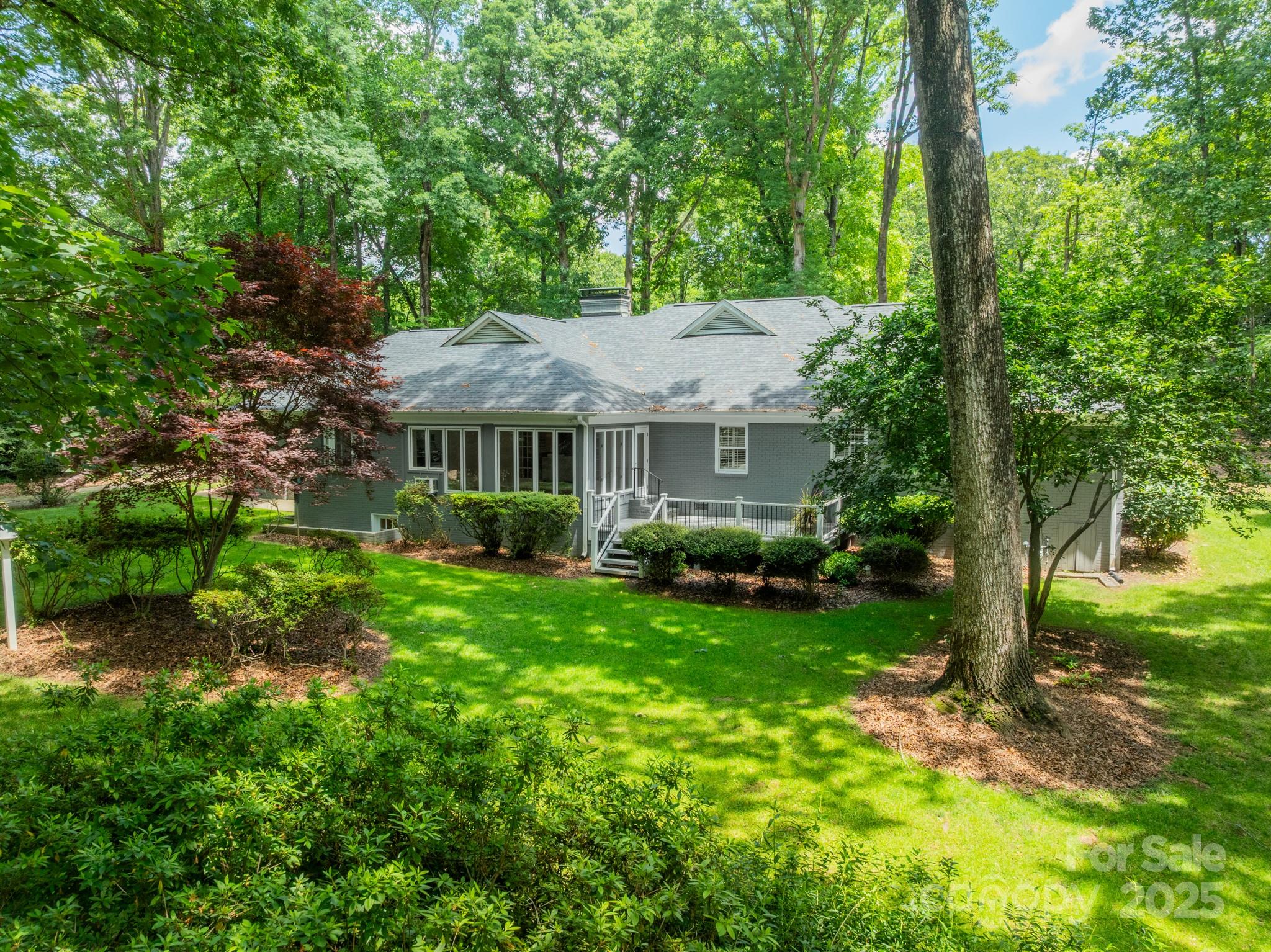532 Courtney Lane