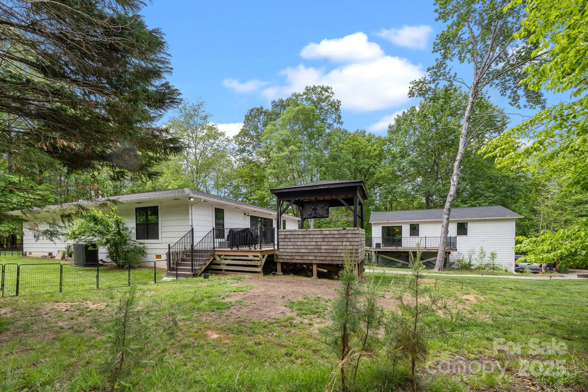17403 Green Hill Road