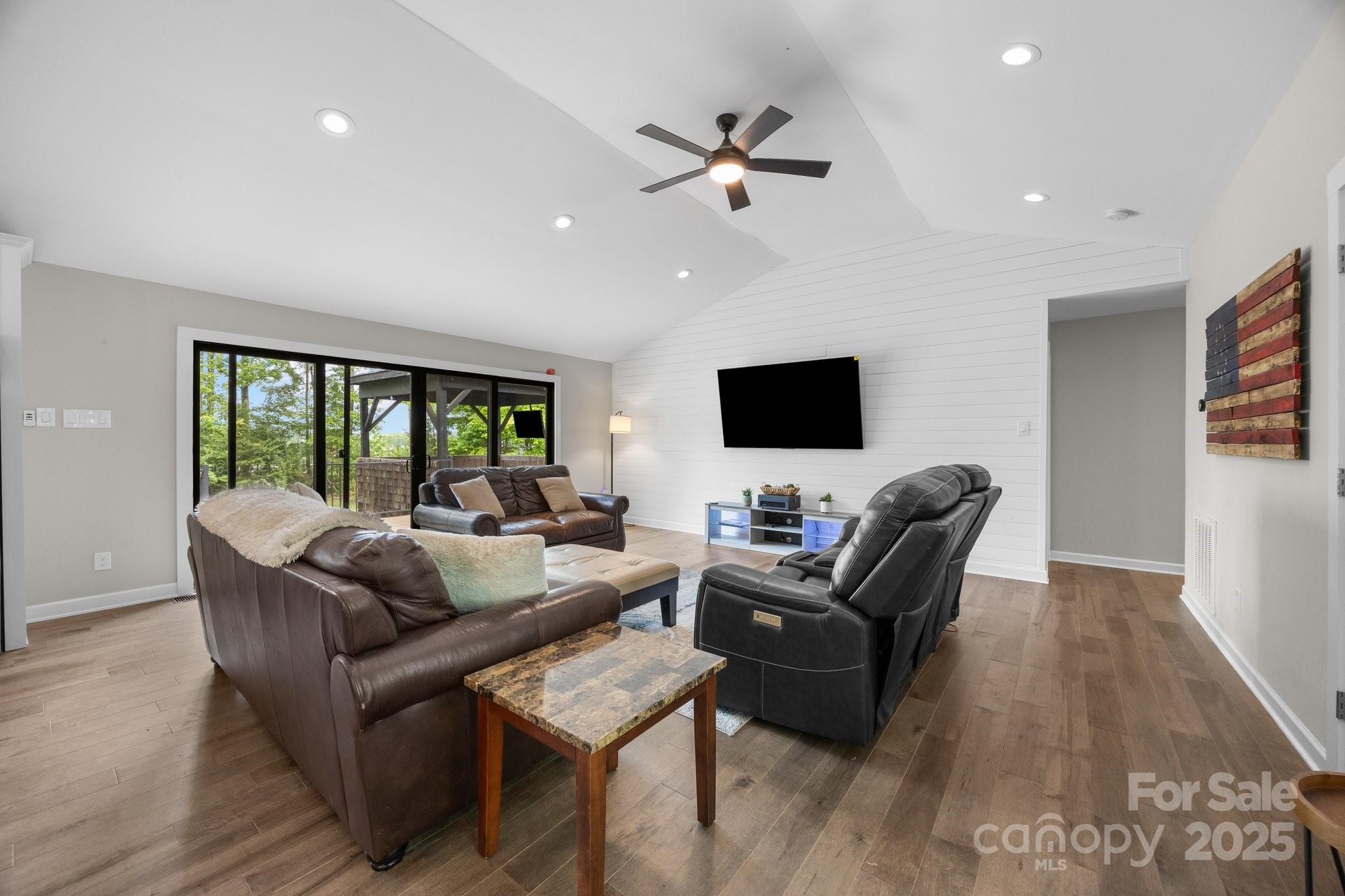 17403 Green Hill Road