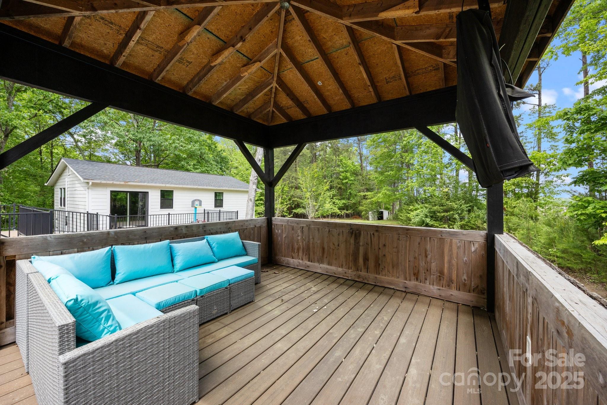 17403 Green Hill Road