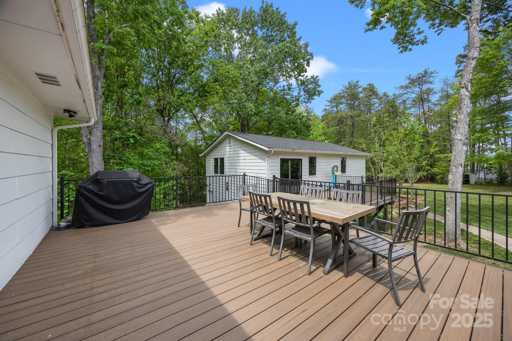 17403 Green Hill Road