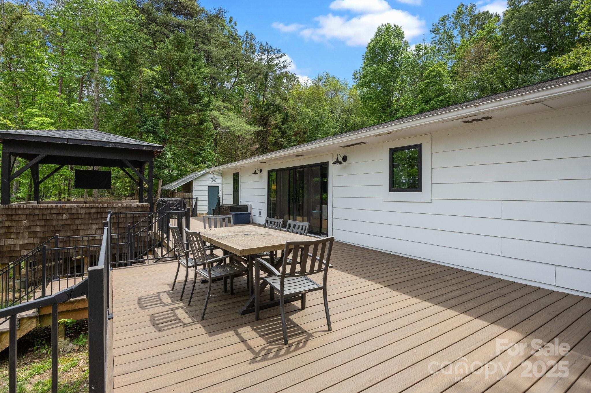 17403 Green Hill Road