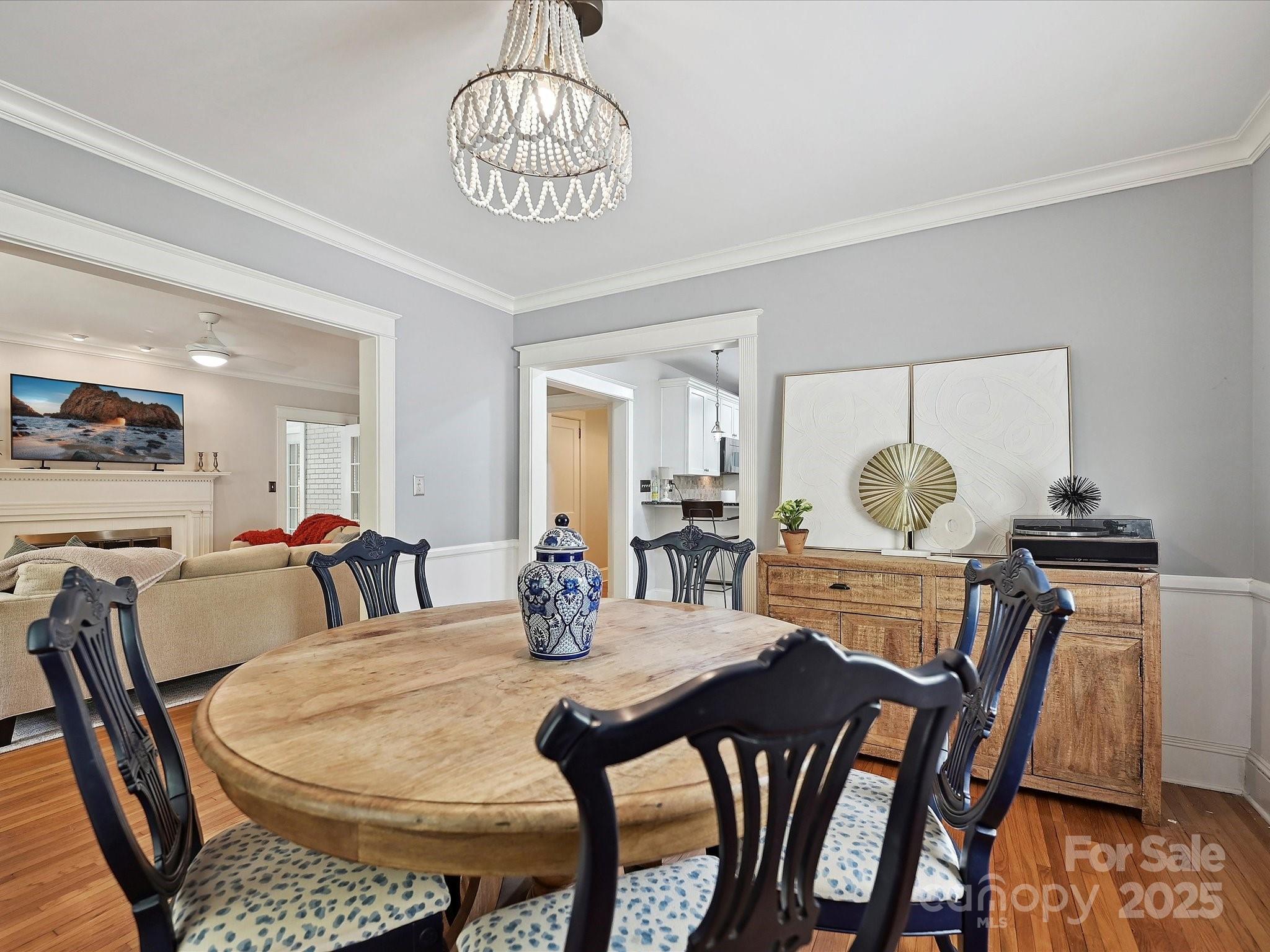 3128 Country Club Drive