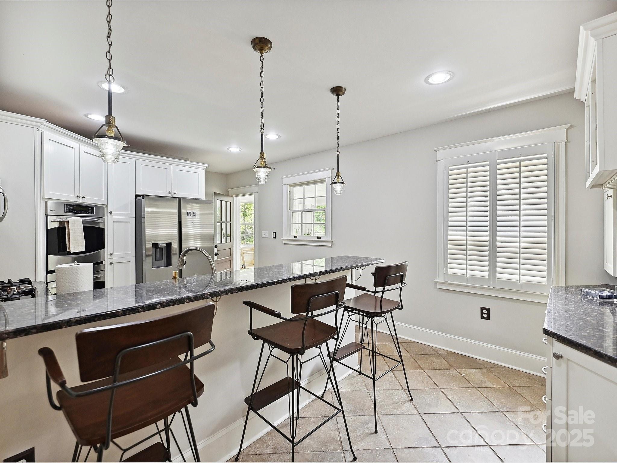 3128 Country Club Drive