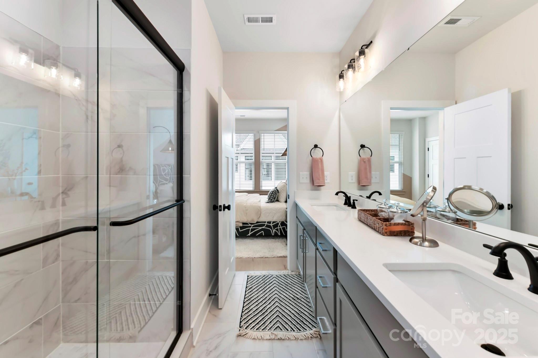 316 S Turner Avenue Unit: 11