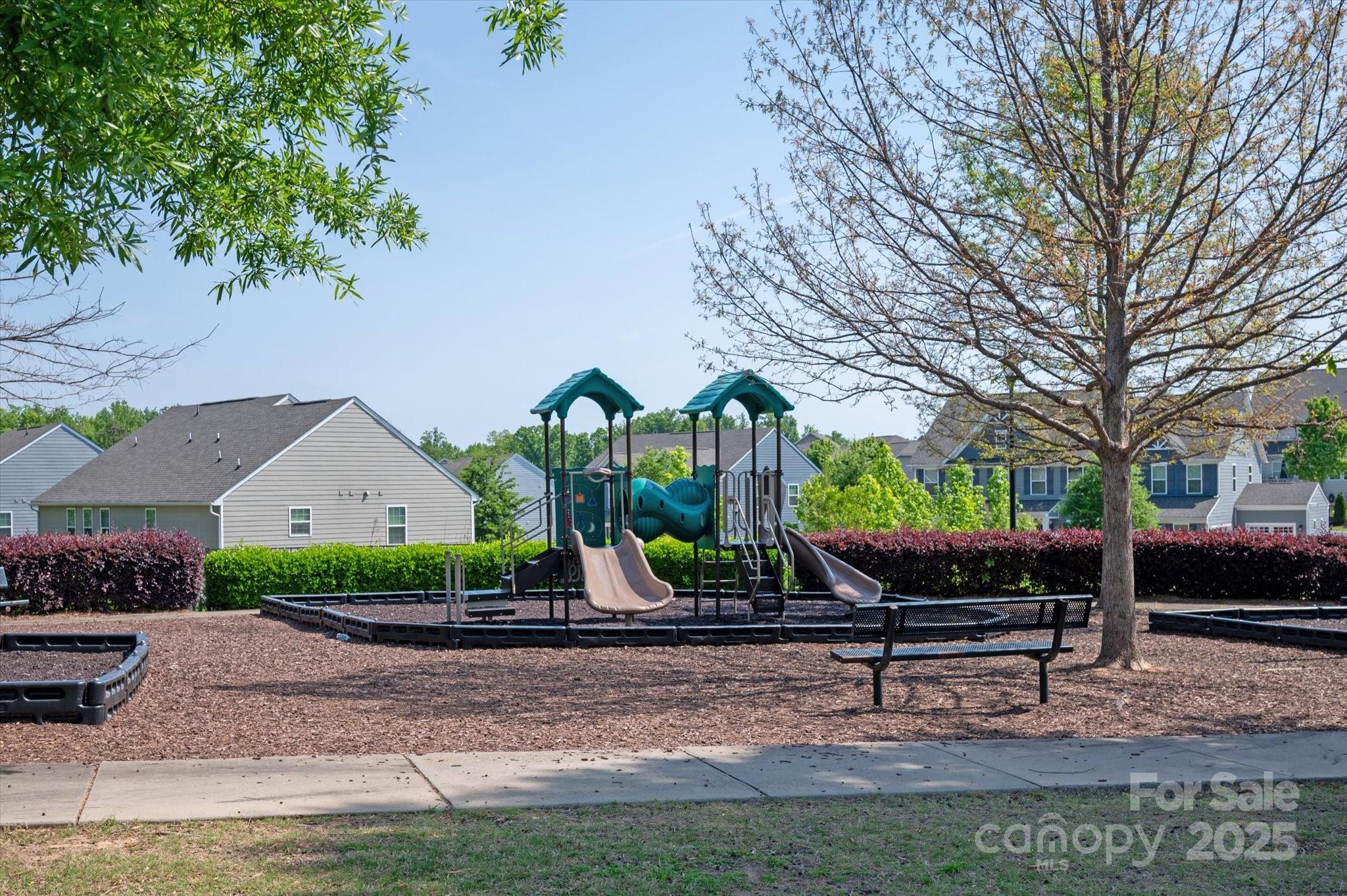 1260 Thomas Knapp Parkway