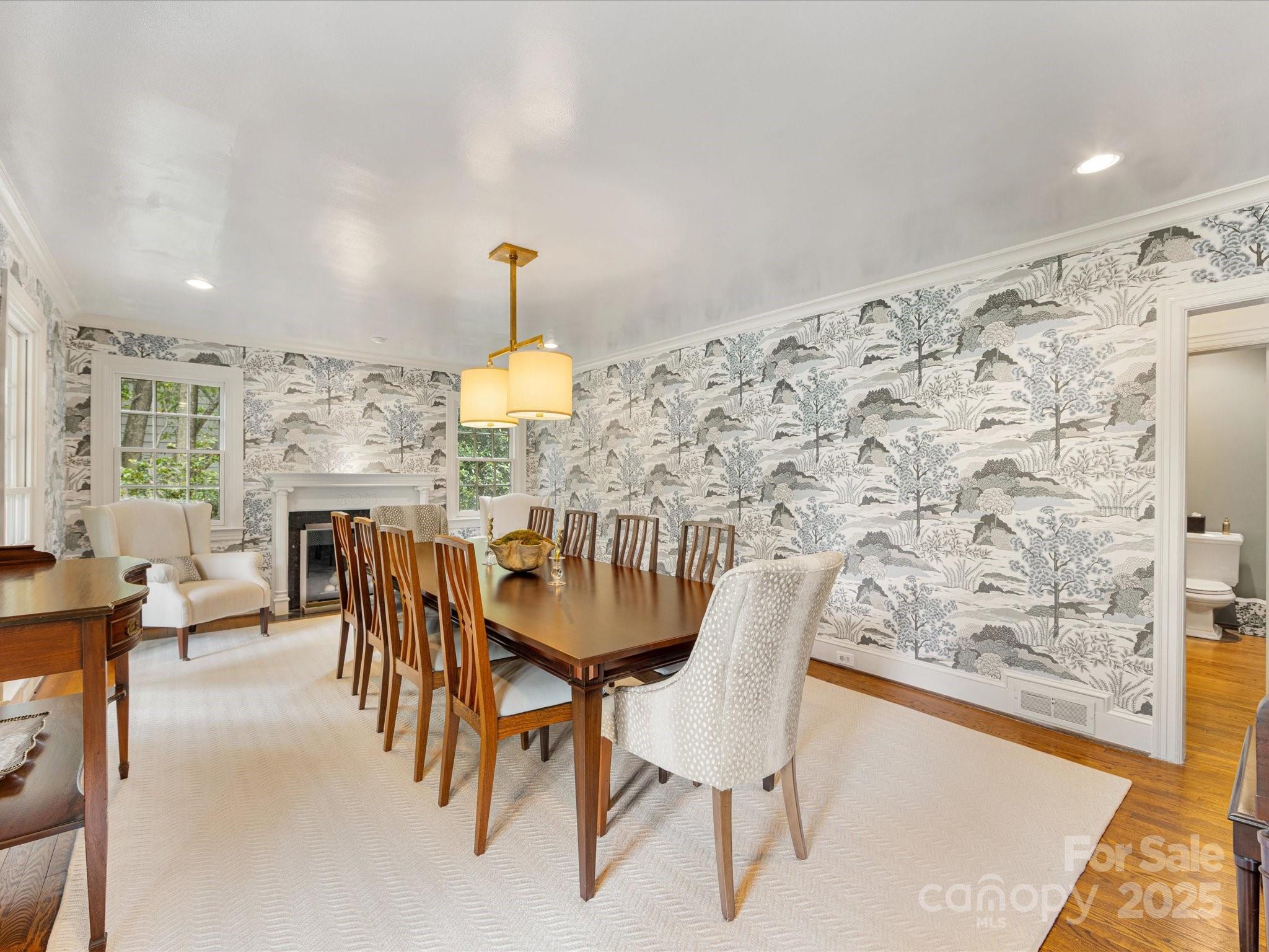 2611 Forest Drive