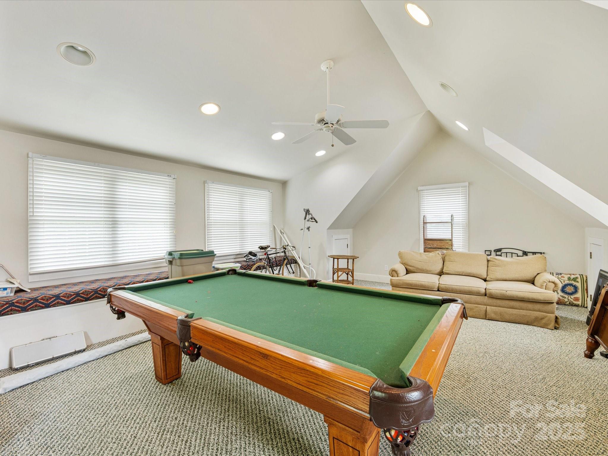 2611 Forest Drive