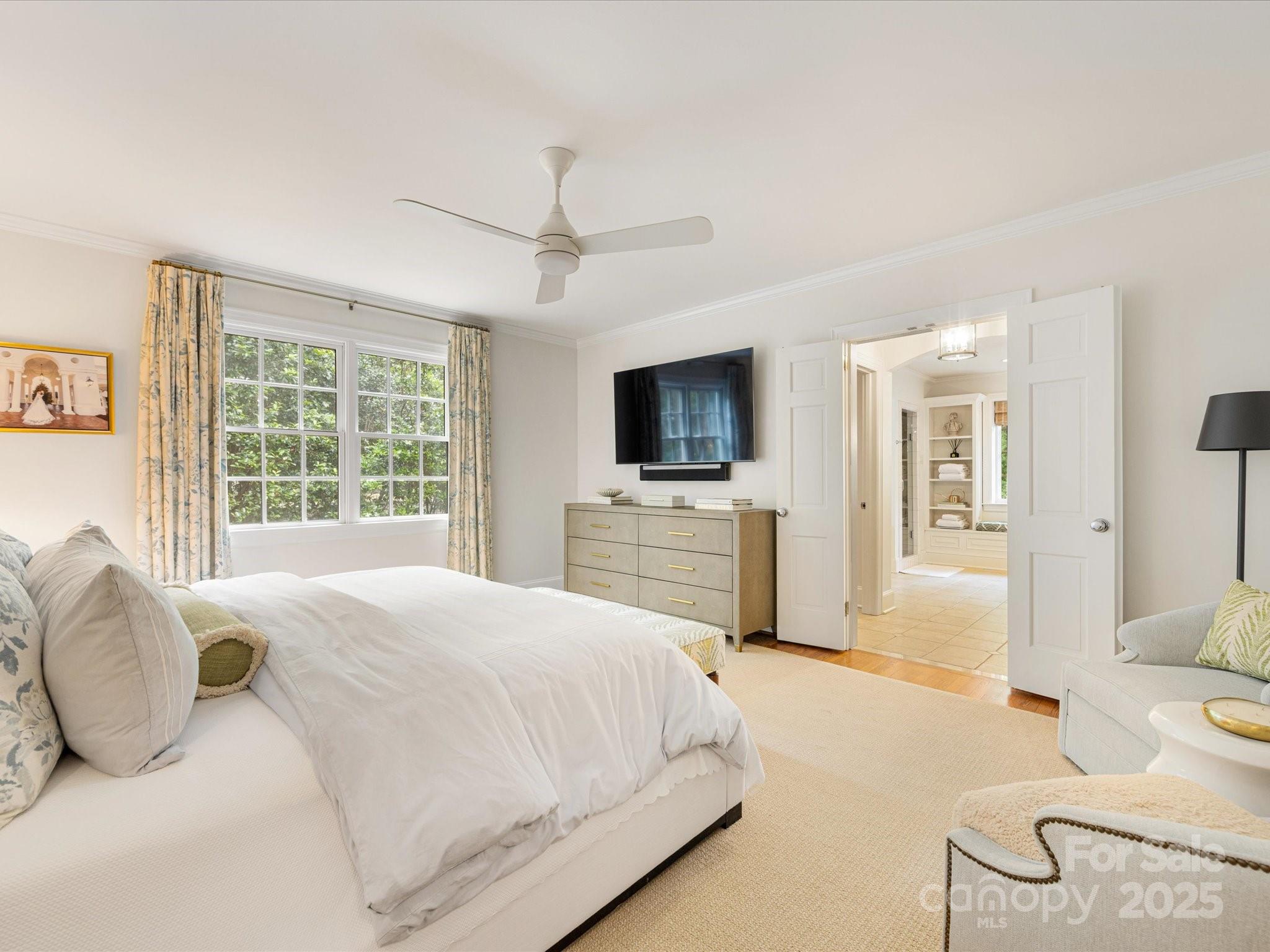 2611 Forest Drive