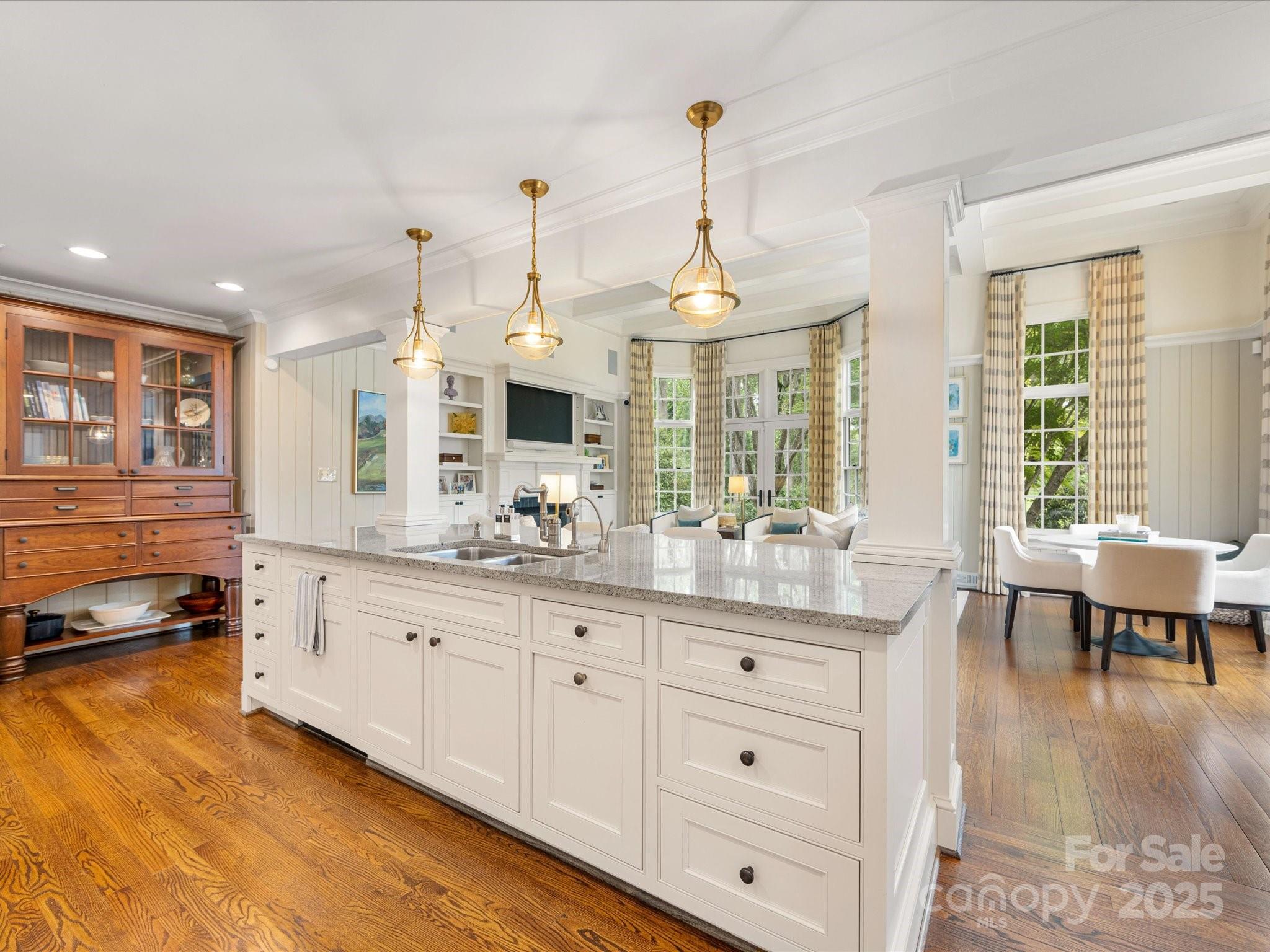 2611 Forest Drive