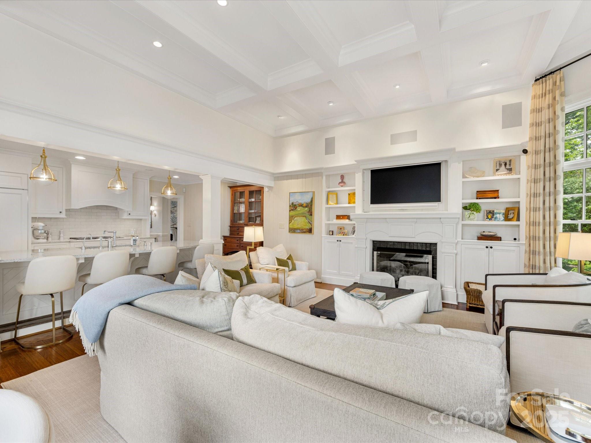 2611 Forest Drive