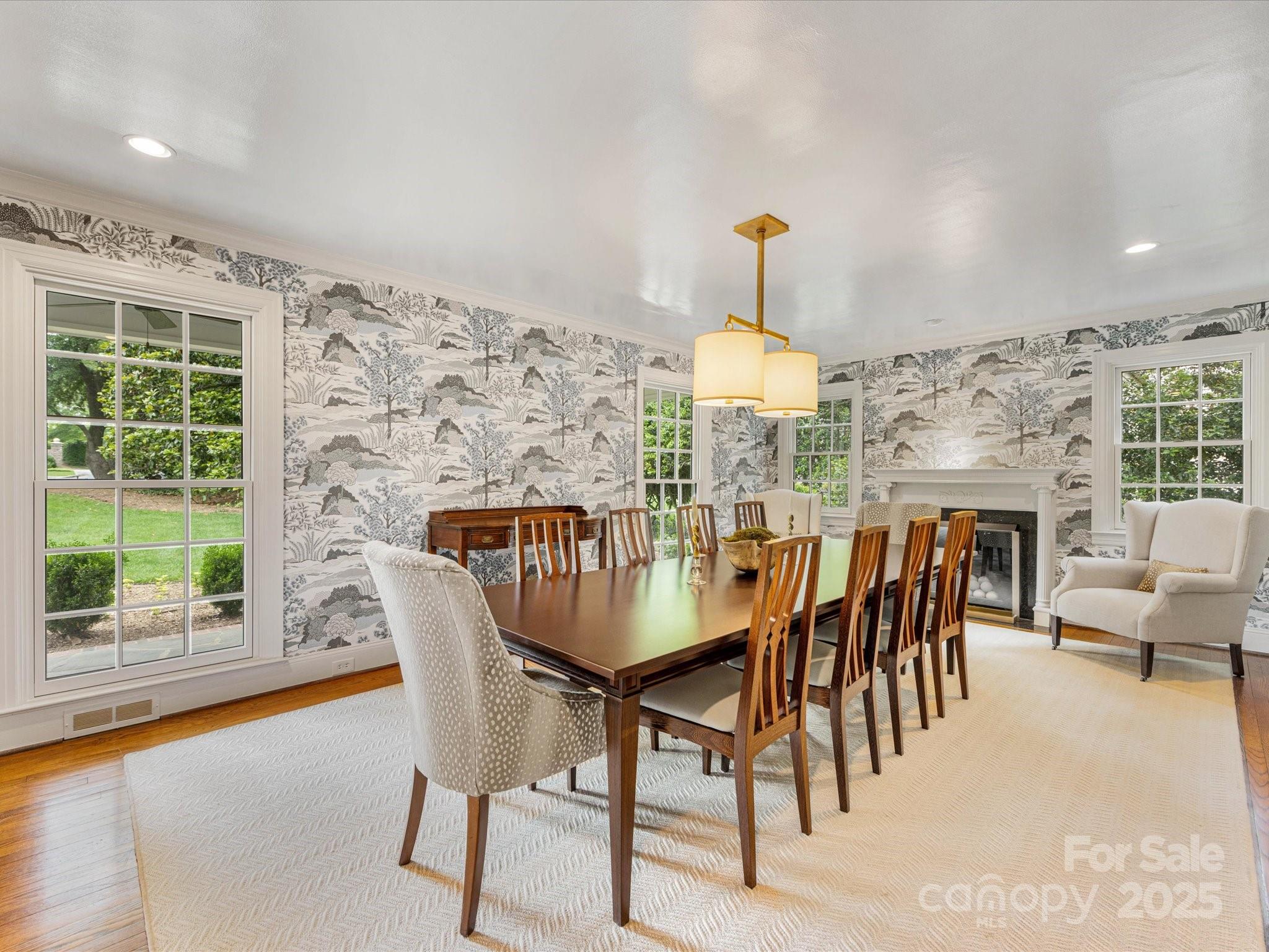 2611 Forest Drive