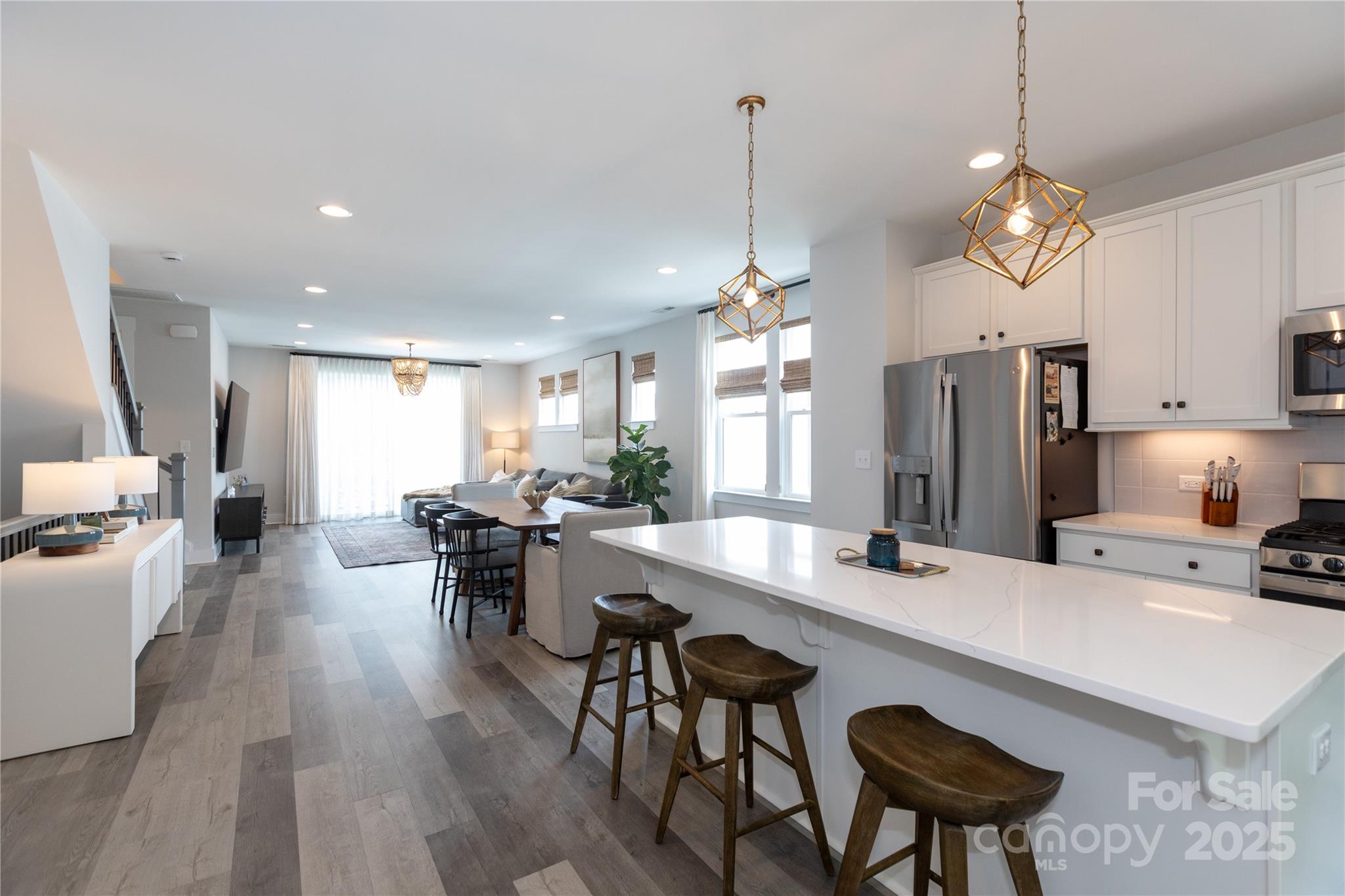 2254 Electric Lane