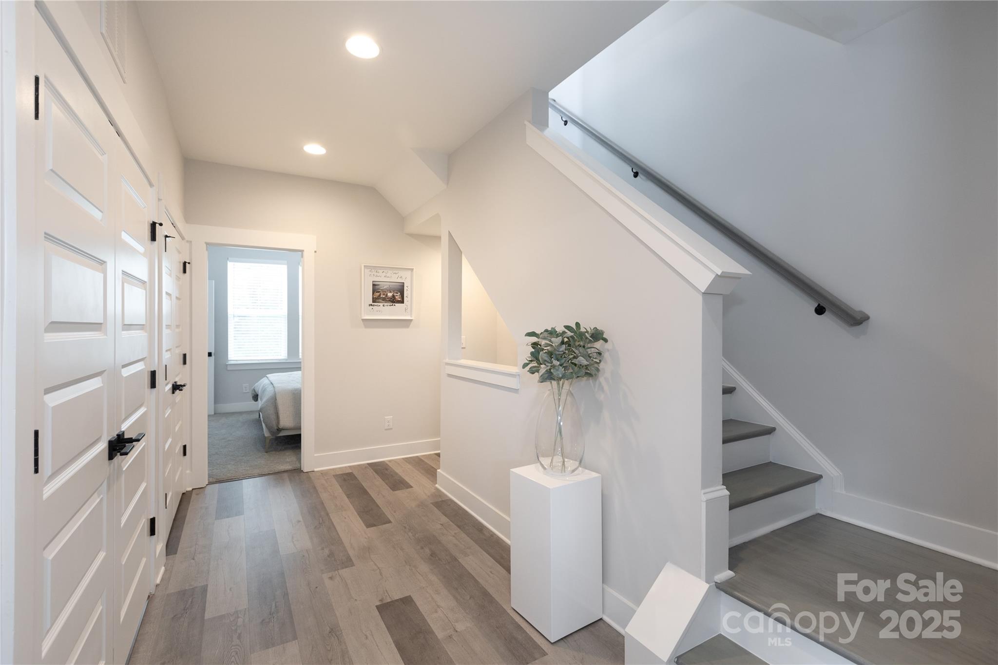 2254 Electric Lane