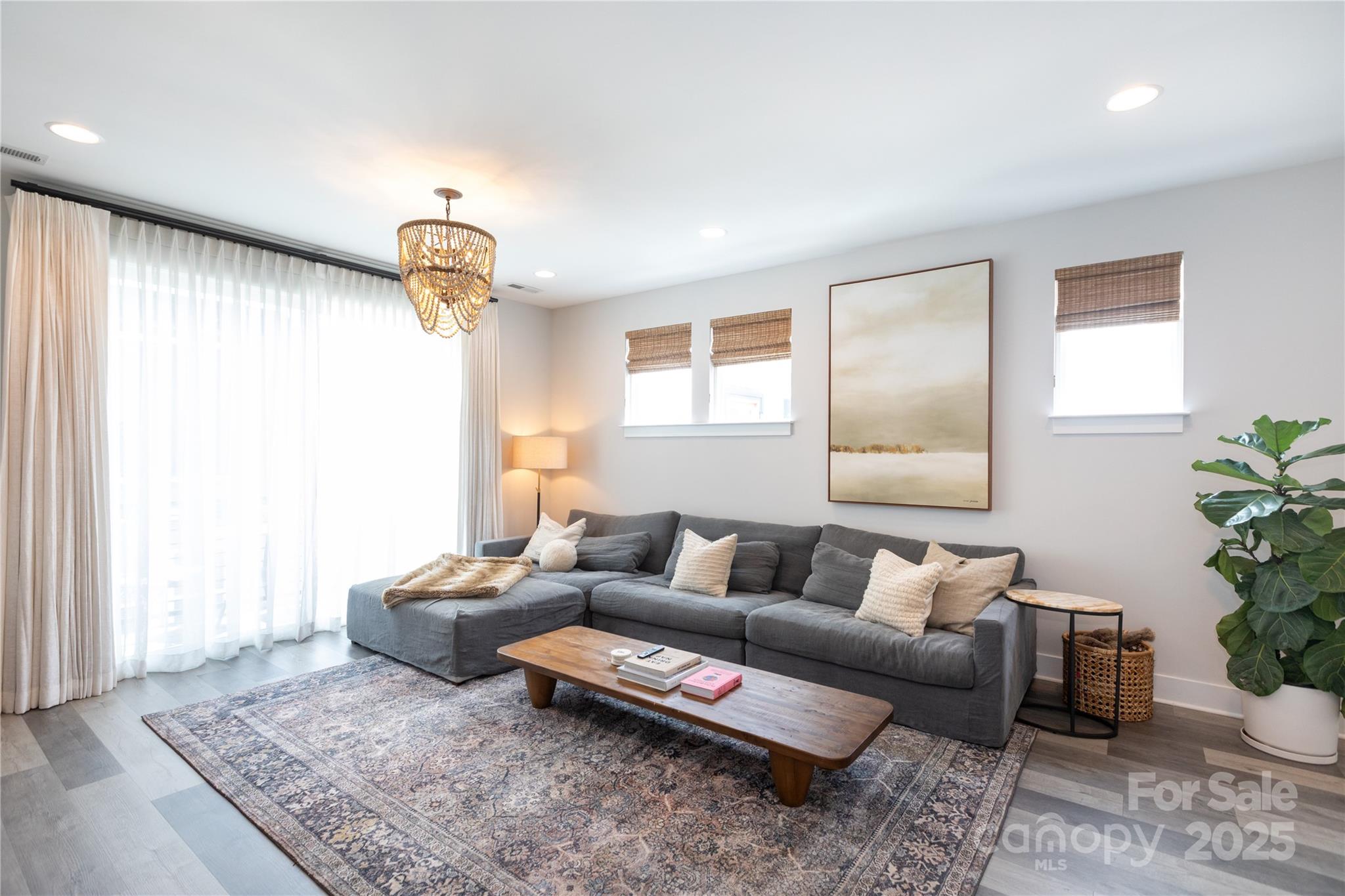 2254 Electric Lane