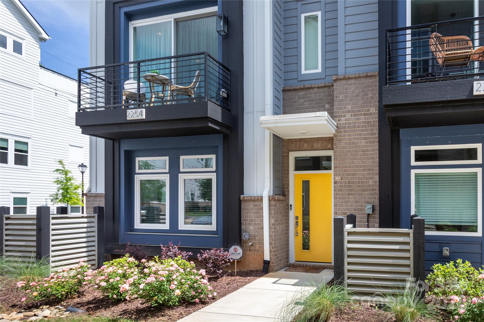 2254 Electric Lane