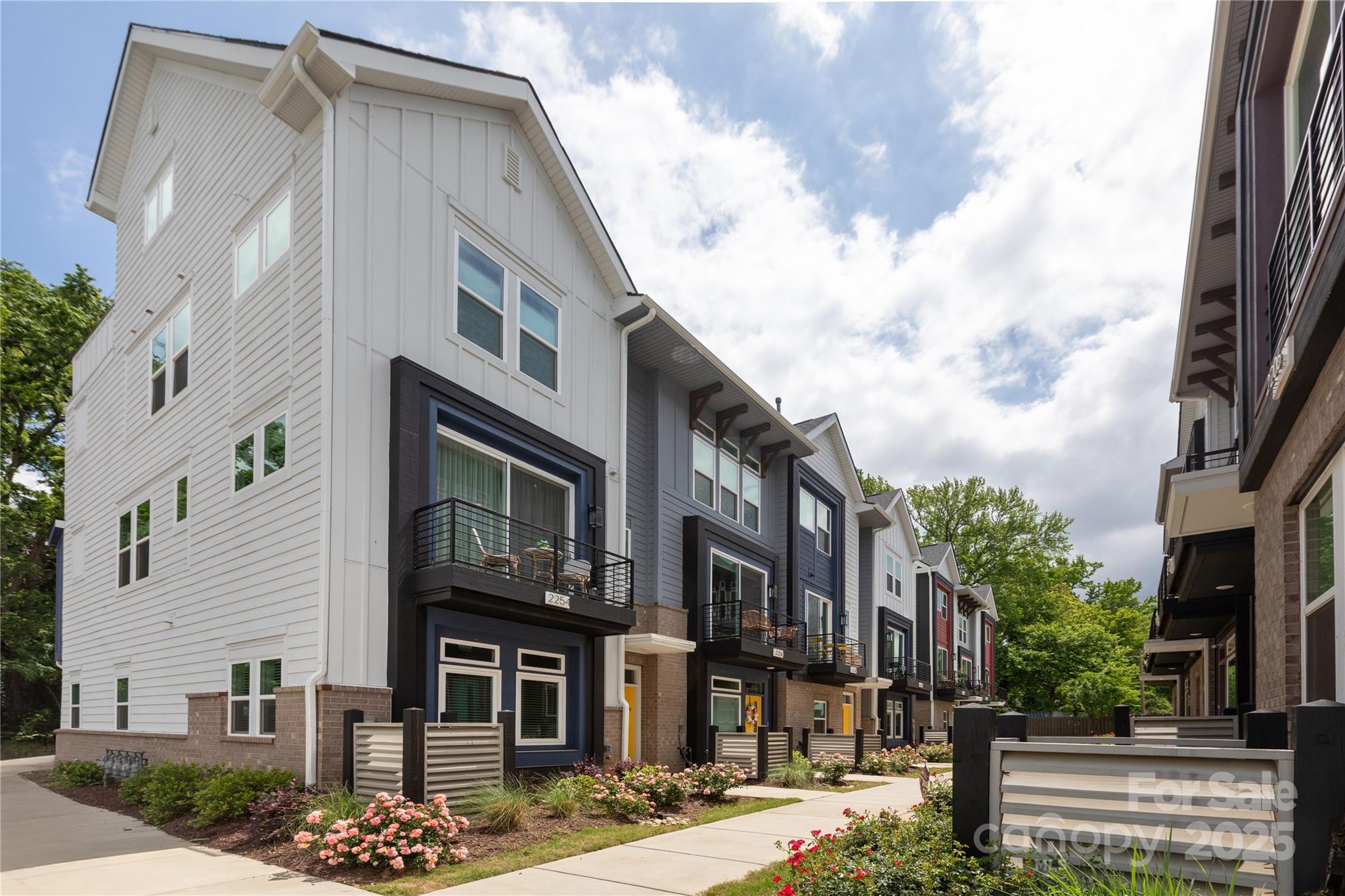 2254 Electric Lane