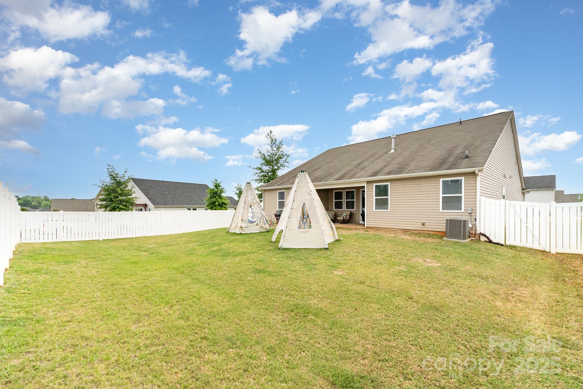 7113 Meridale Forest Drive