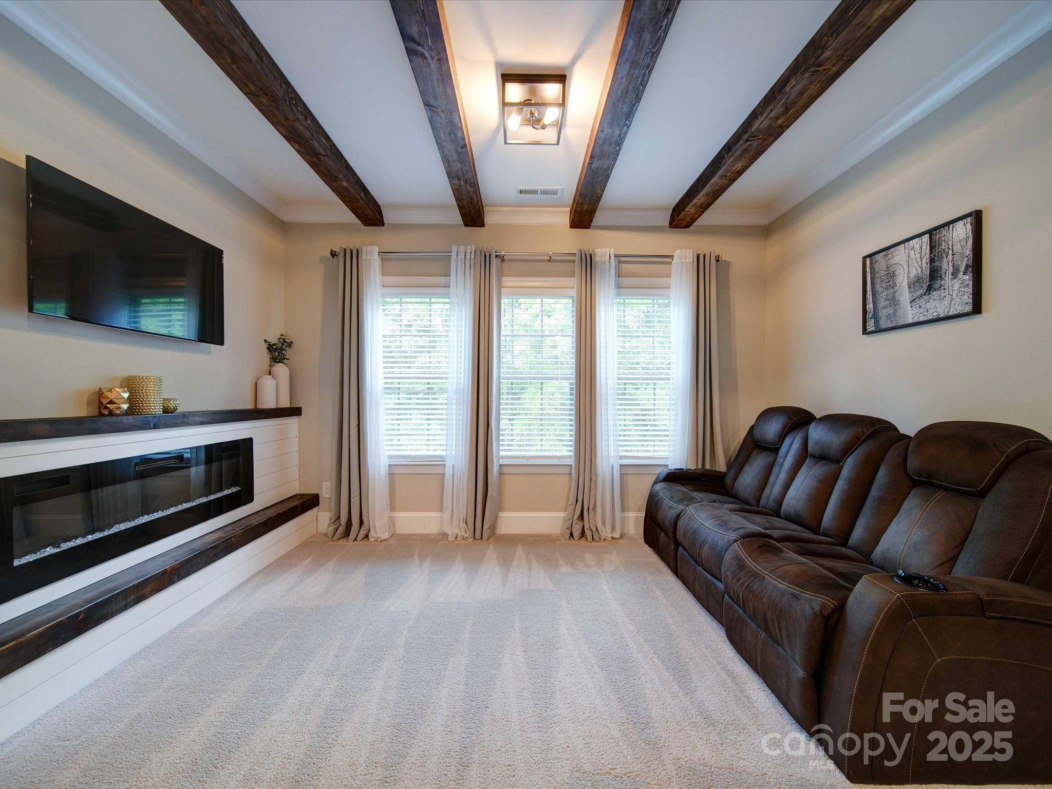 6004 Quintessa Drive