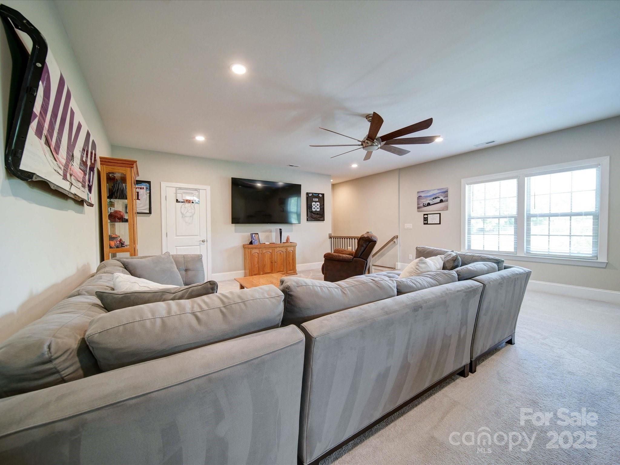 6004 Quintessa Drive