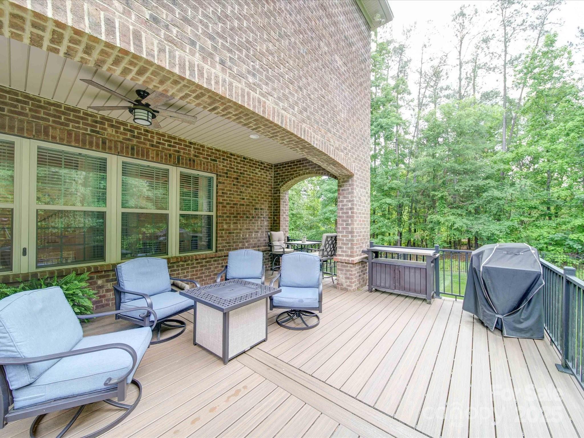 6004 Quintessa Drive