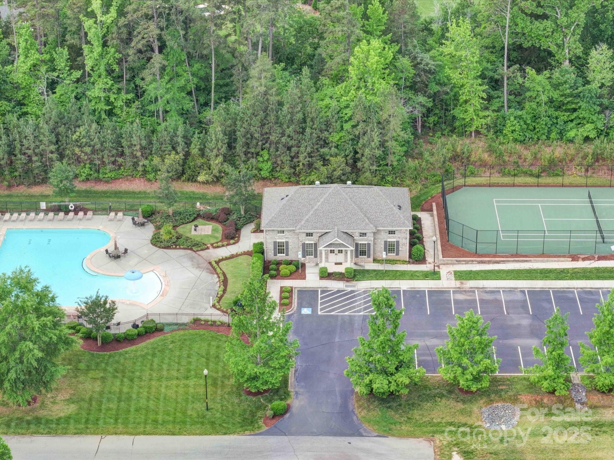 6004 Quintessa Drive