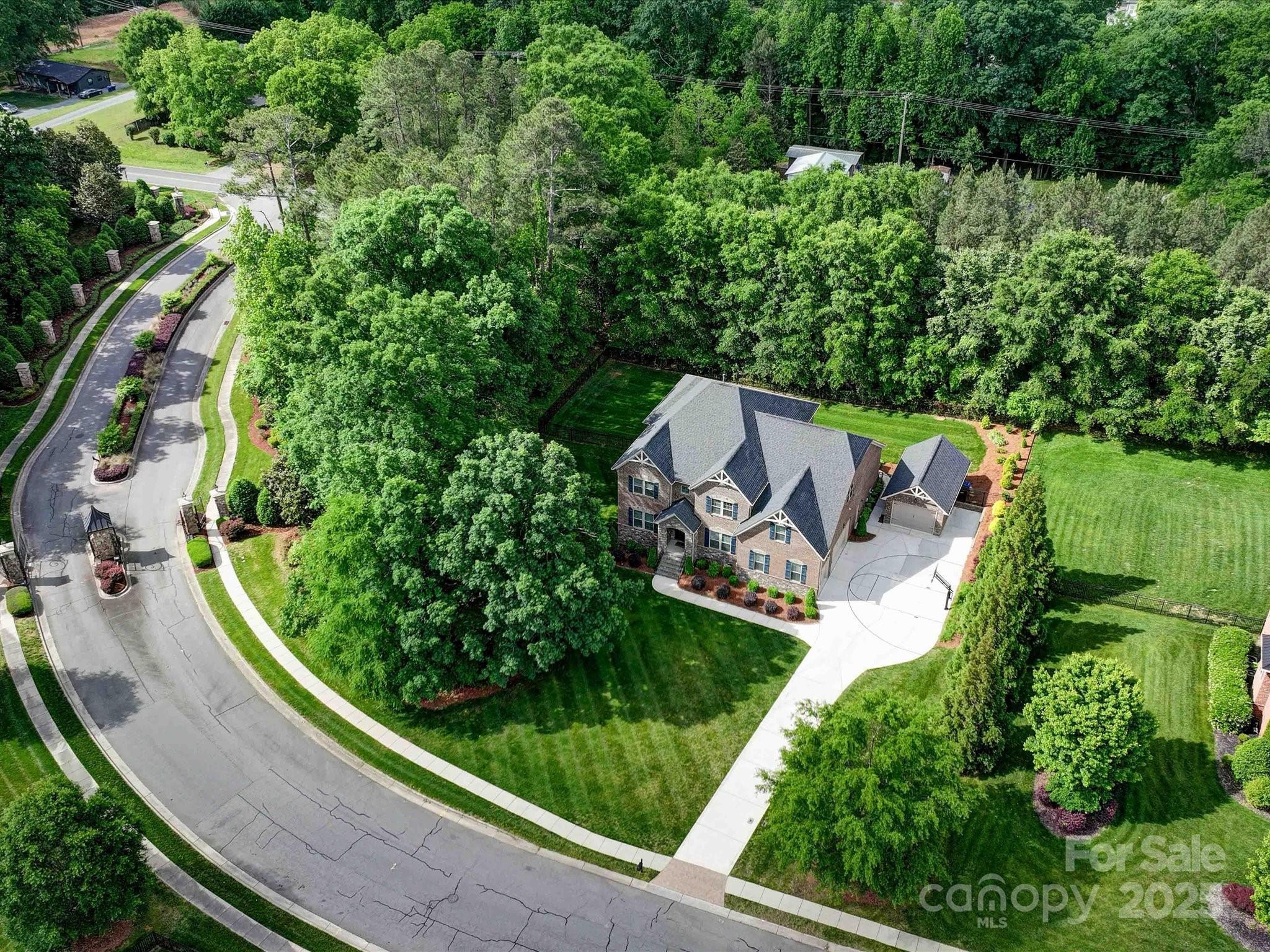 6004 Quintessa Drive