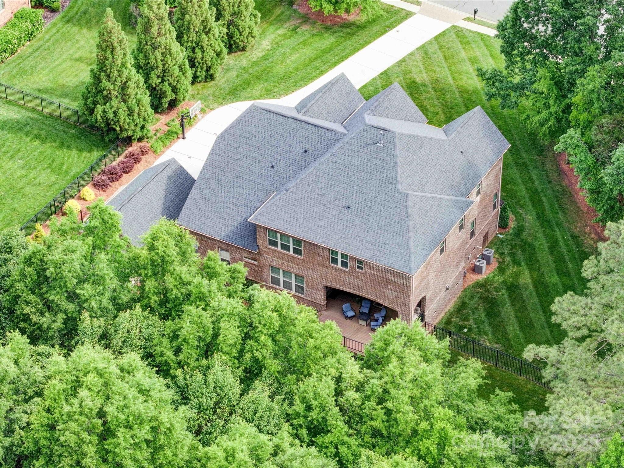 6004 Quintessa Drive