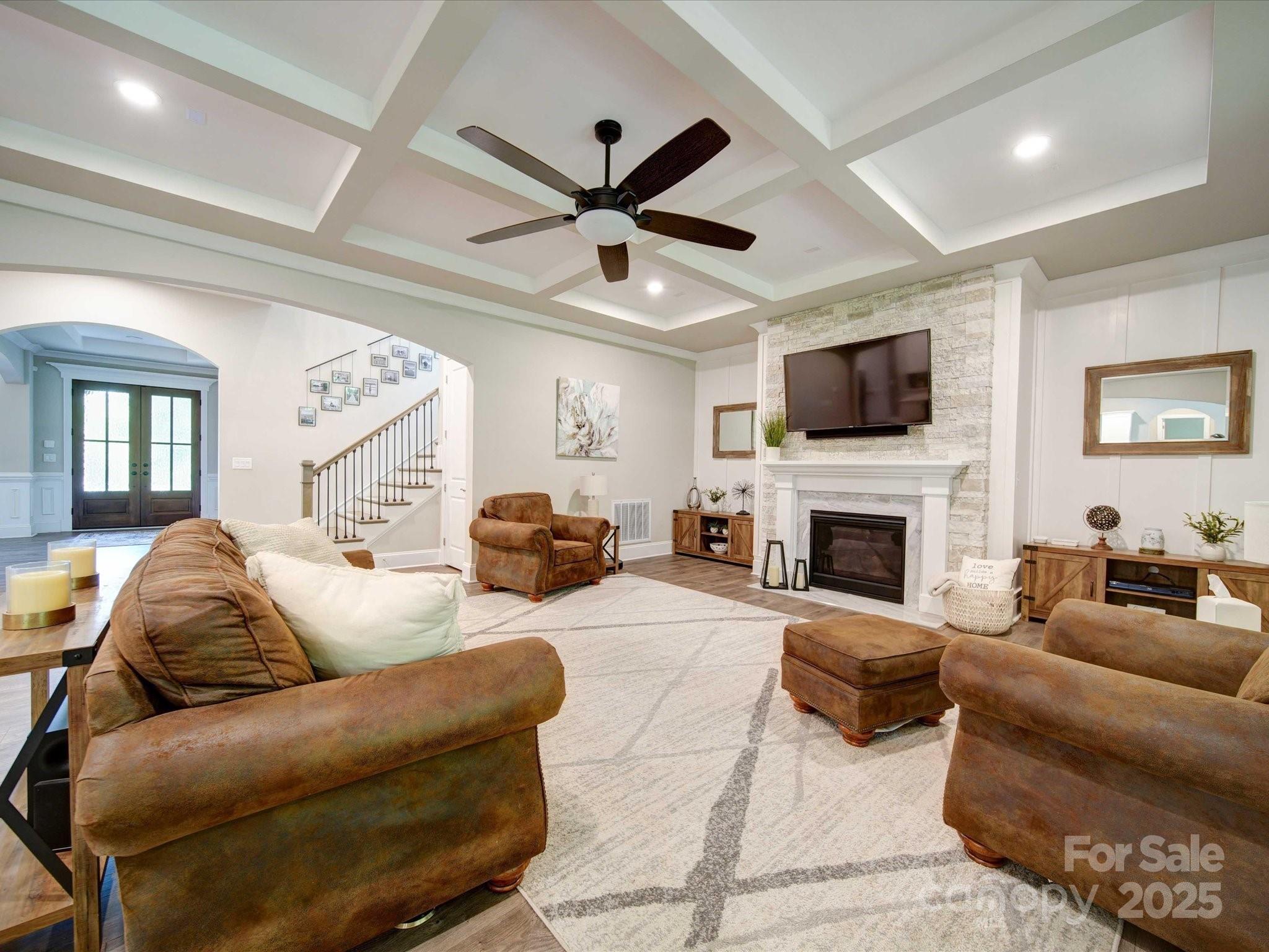 6004 Quintessa Drive