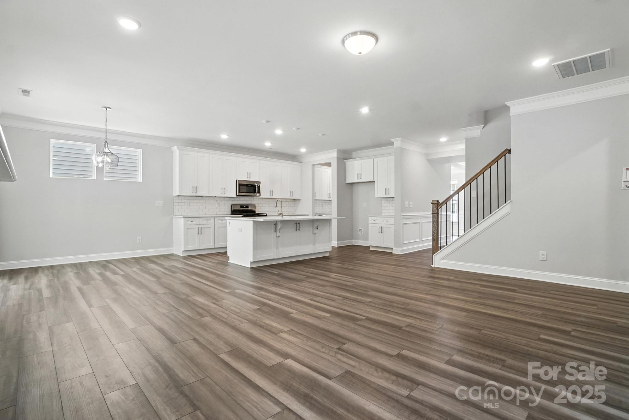 5103 Heathland Drive Unit: 50