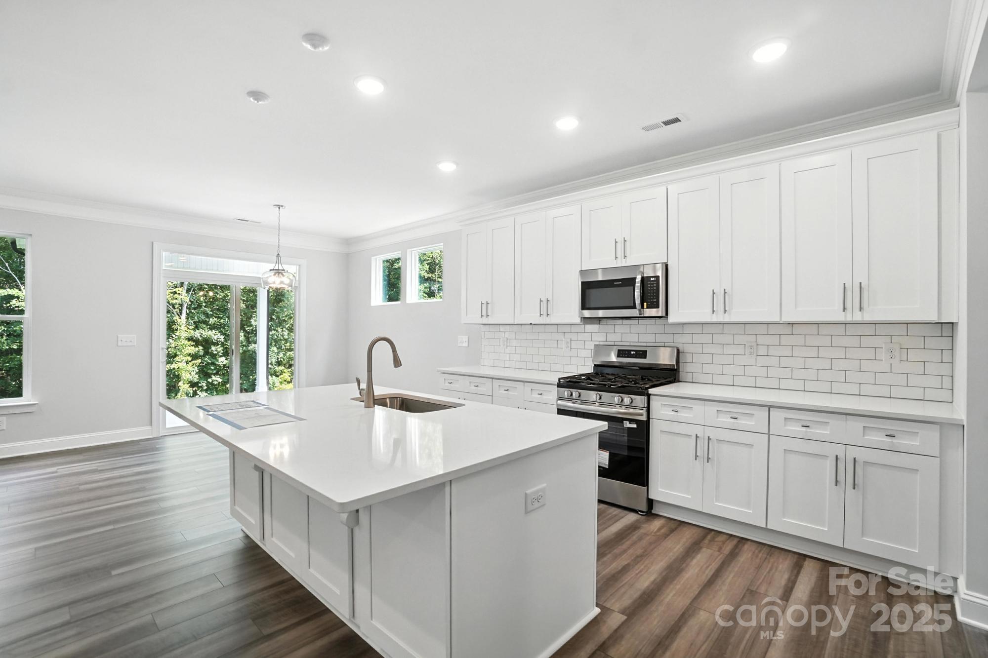 5103 Heathland Drive Unit: 50