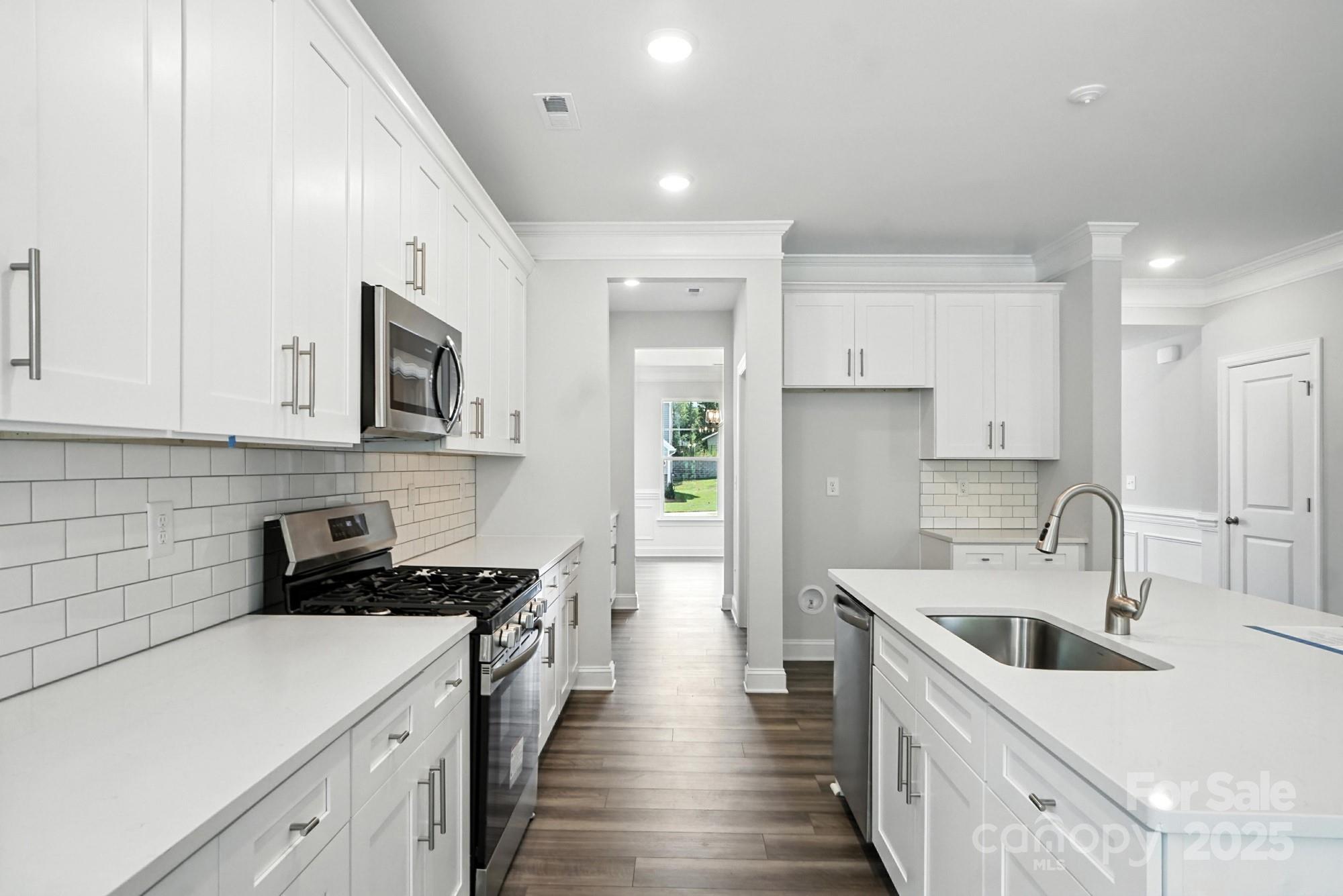 5103 Heathland Drive Unit: 50